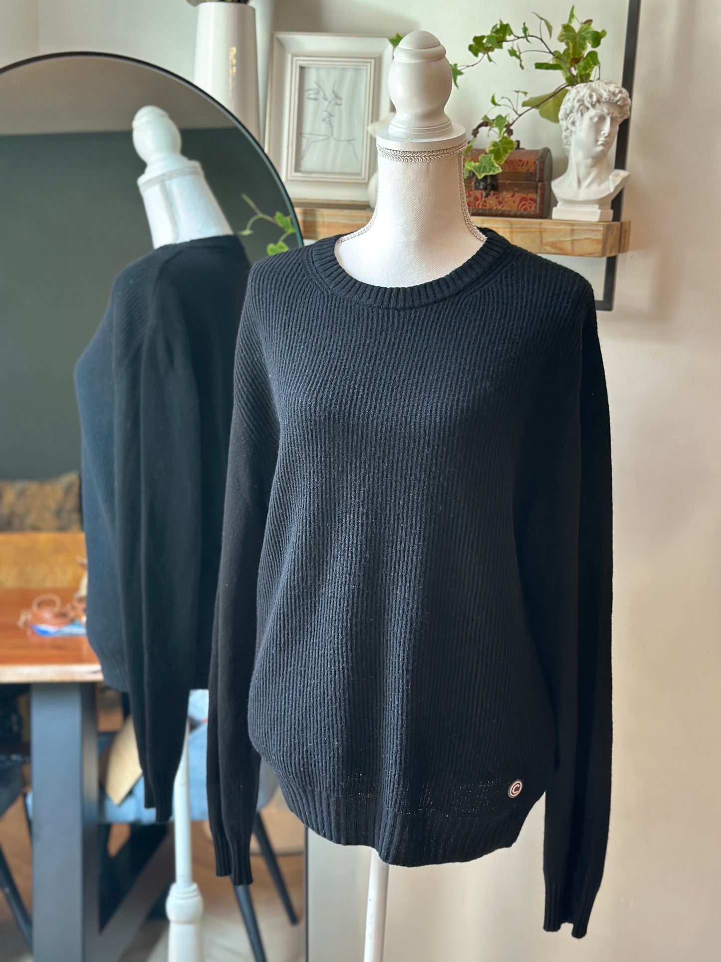 Pull noir en laine logo brodé T.42