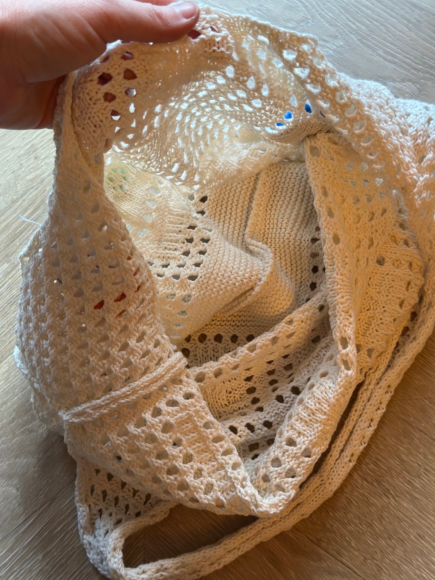 Sac fourre-tout en crochet avec fleurs colorées brodées