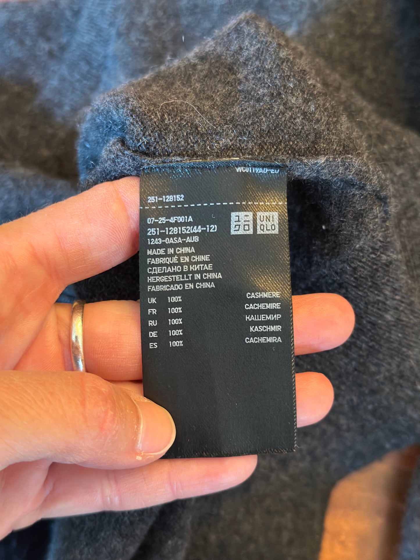 Pull en cachemire gris anthracite T.36