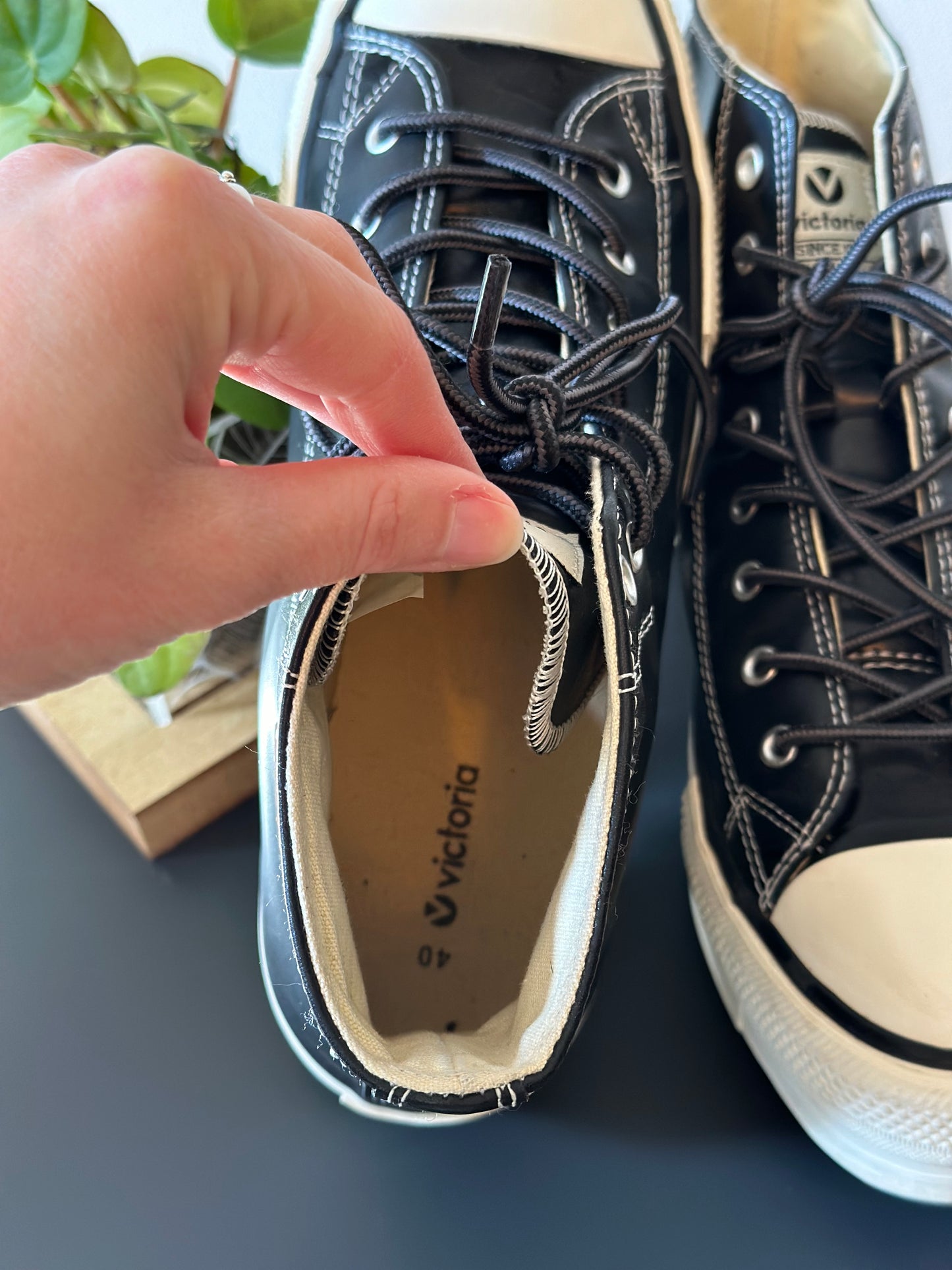 Basket montante à plateforme style converse P.40