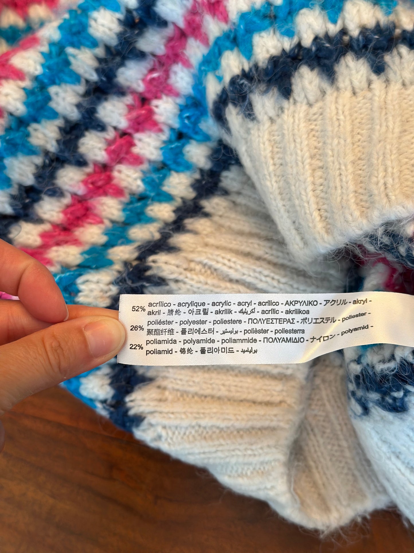 Pull en maille colorée T.36