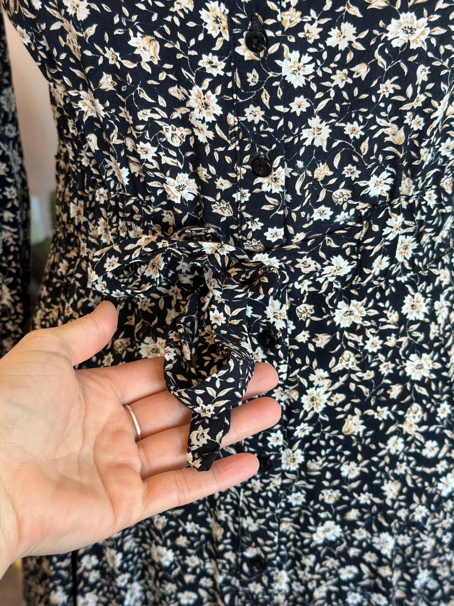 Robe mi-longue imprimée à motif fleuri, T.36