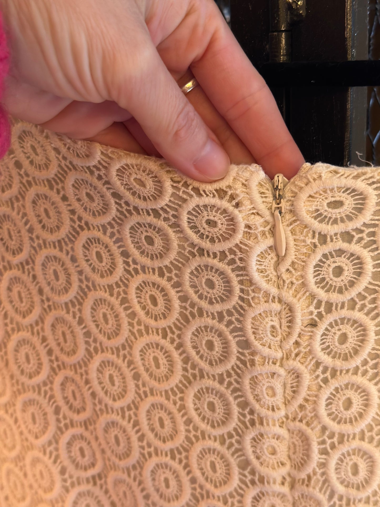 Robe ajourée blanc crème T.36