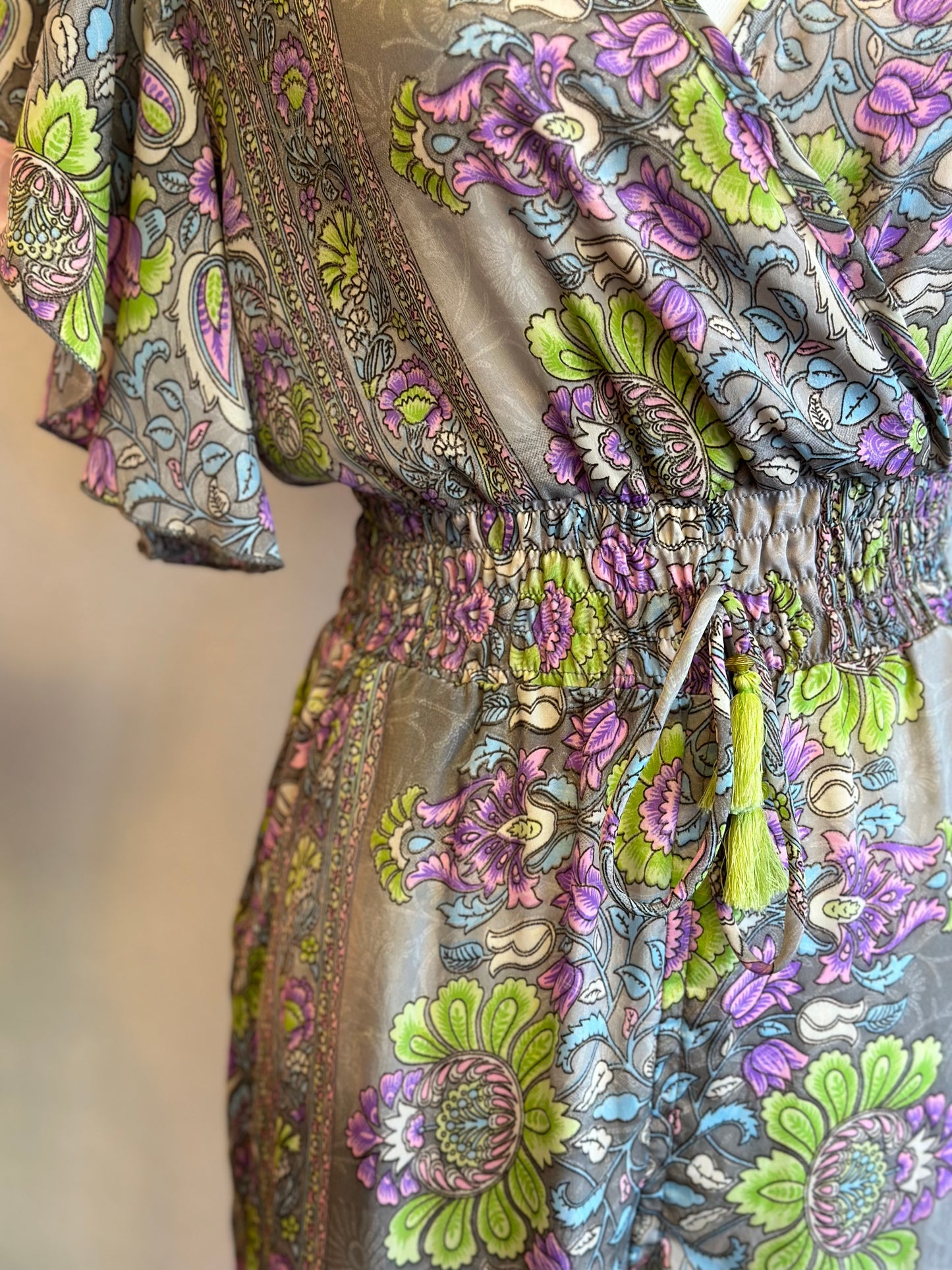 Combinaison à motifs fleuris T.36/38