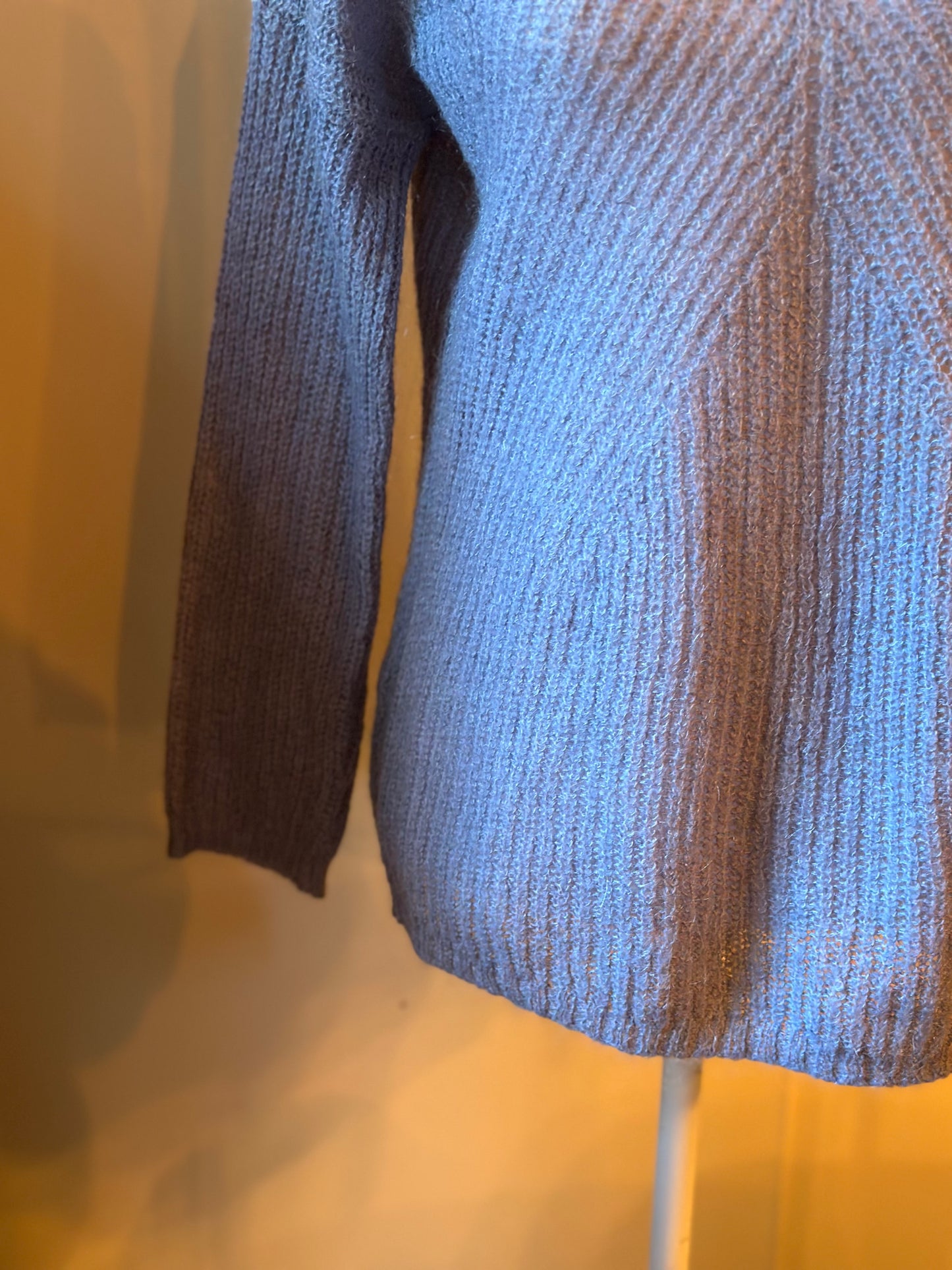 col V maille fine bleu lavande T.38