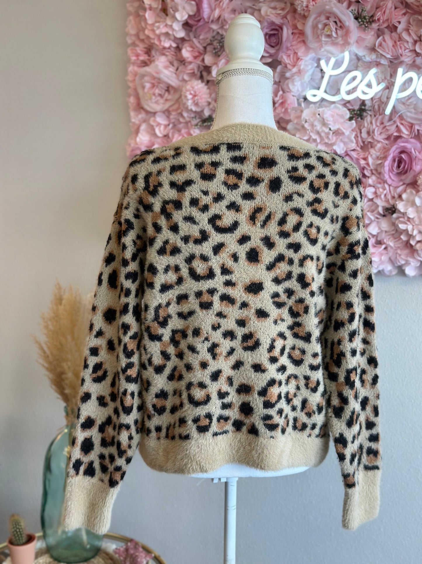 Pull doux à motifs léopard T.34