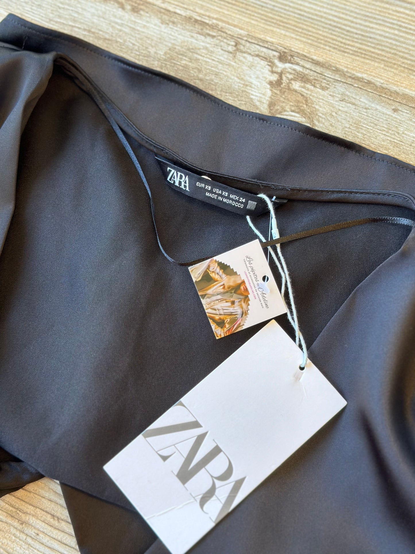 Top noir effet satin, taille XS - Zara