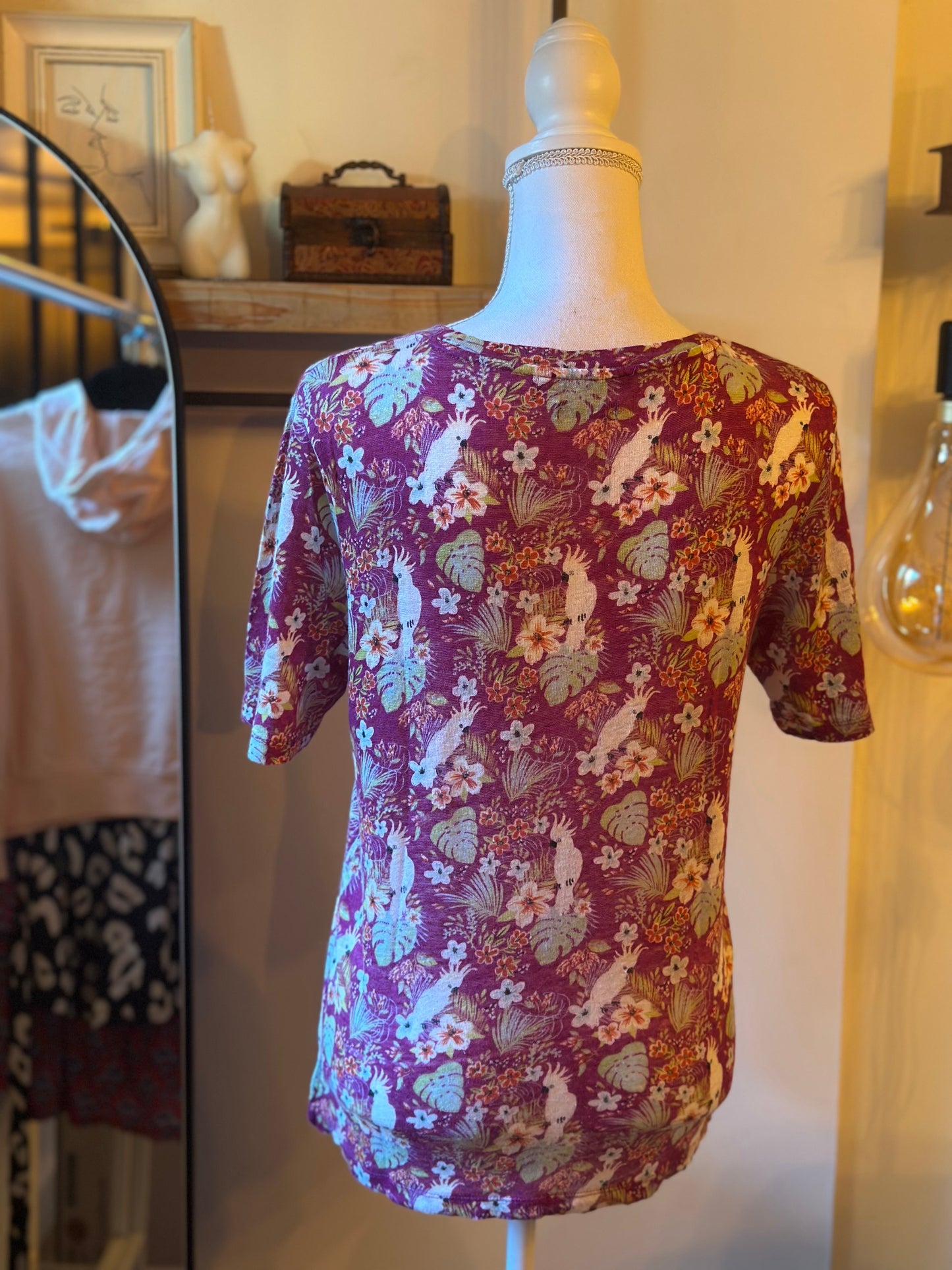 T-shirt imprimé perroquets et fleurs T.36