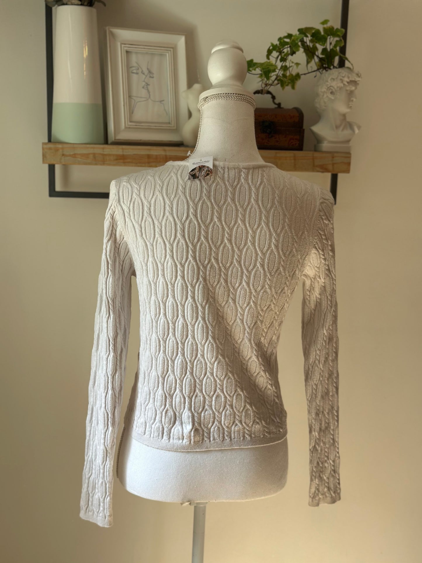 Pull blanc crème à boutons T.34