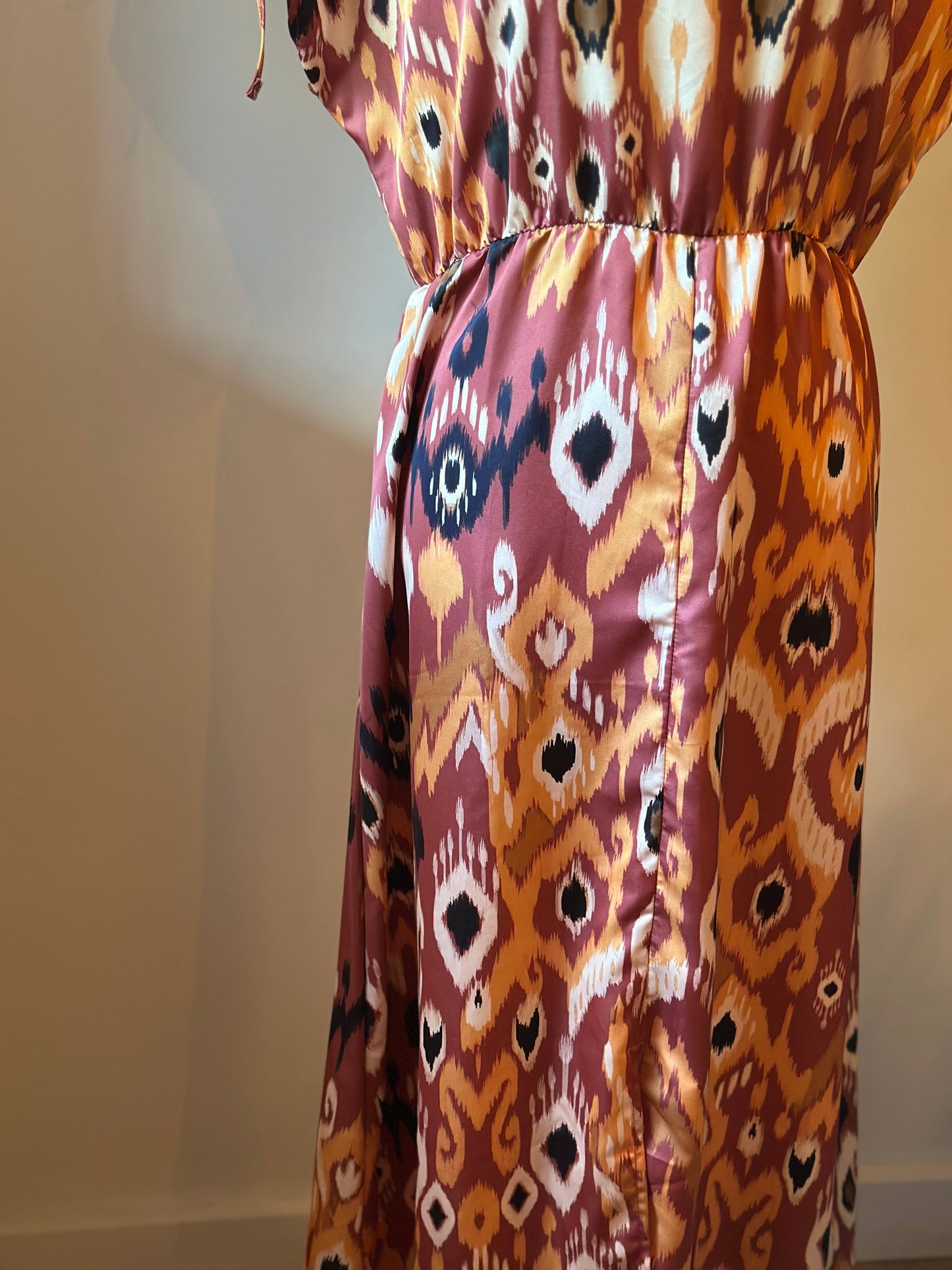 Robe longue imprimé ethnique neuf T.38