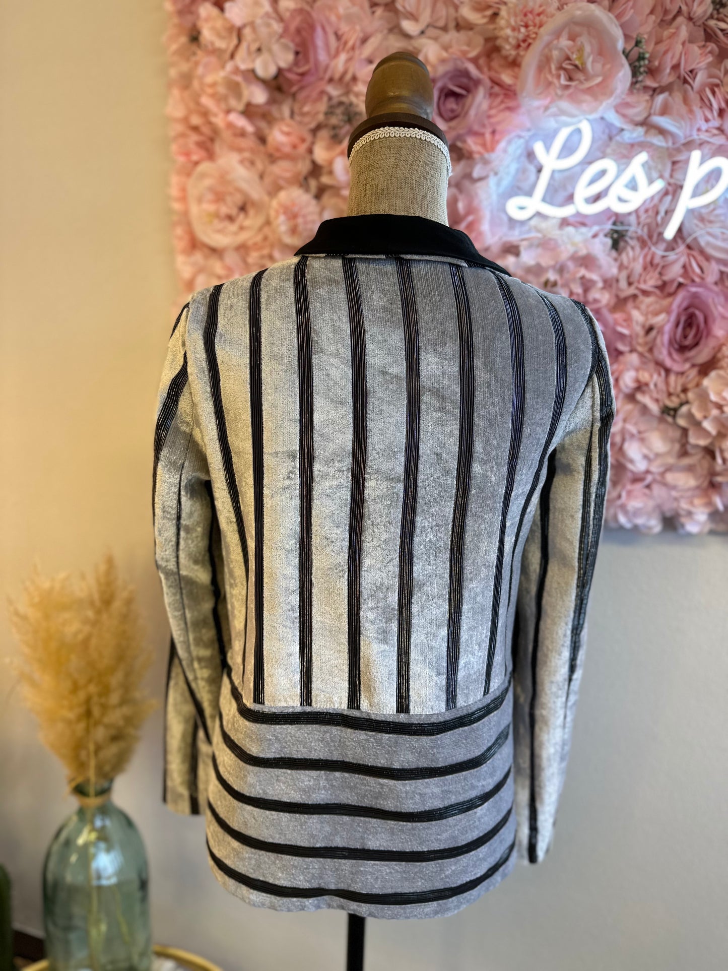 Veste de blazer en velours, rayures noires et grises argentées, T.38
