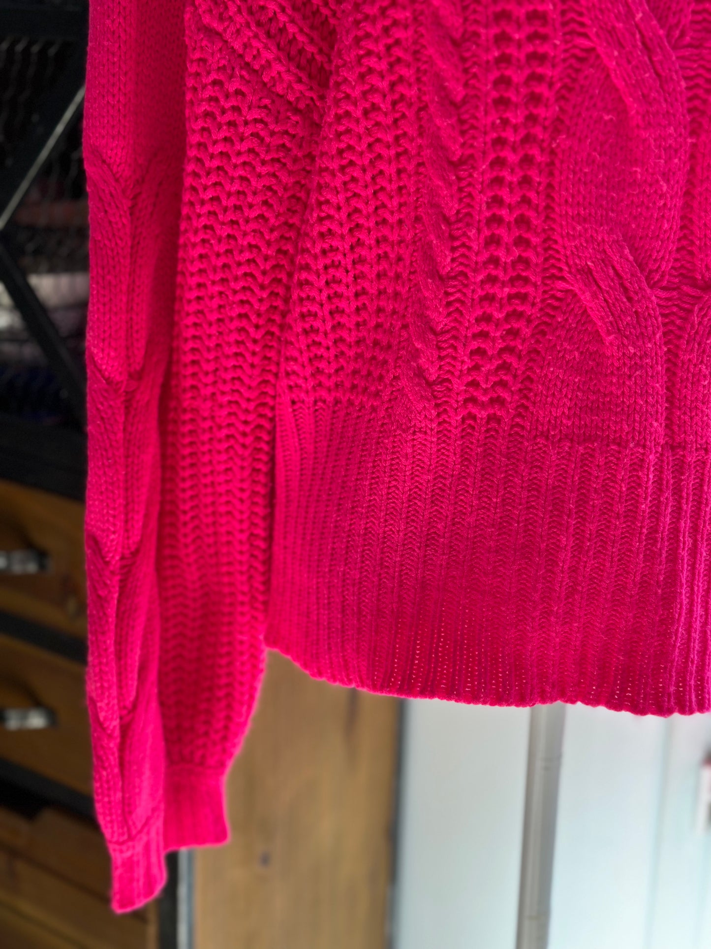 Pull d’hiver en maille torsadée rose, T.U
