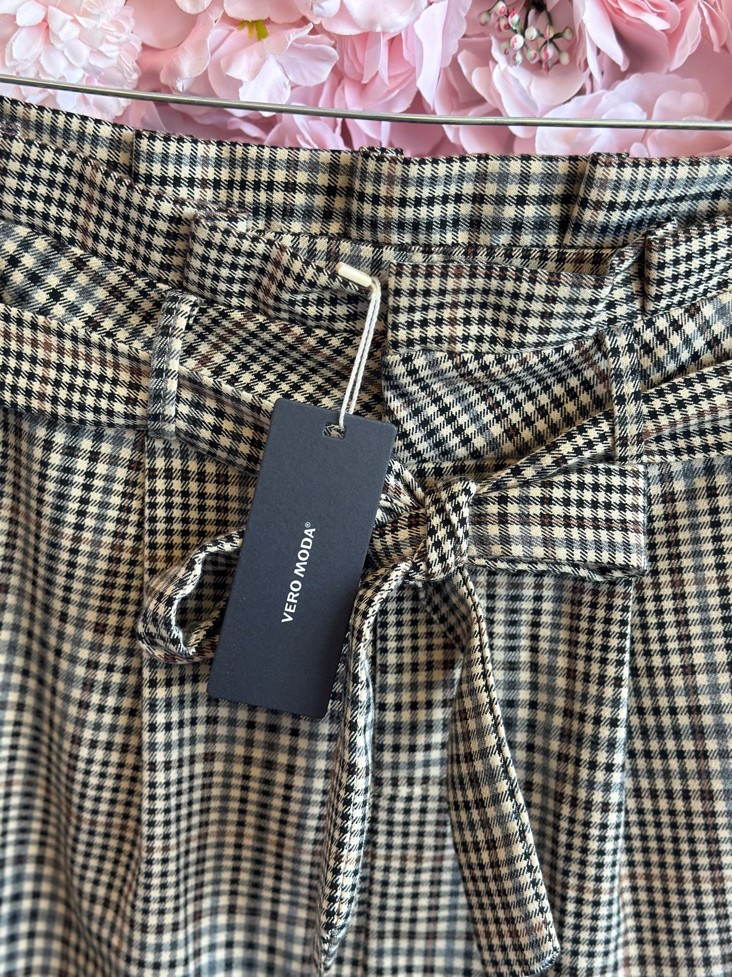 Belle jupe taille haute motifs pied-de-poule, neuve T.34