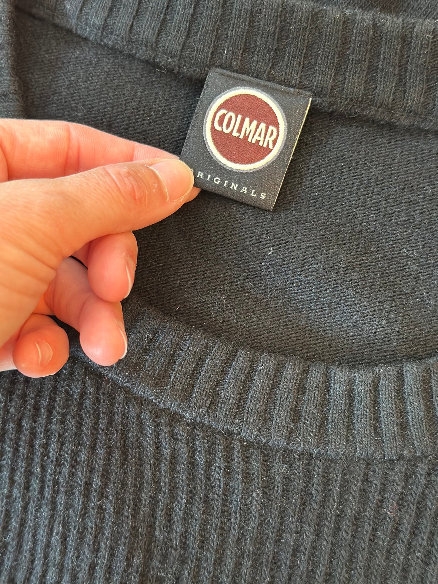 Pull noir en laine logo brodé T.42