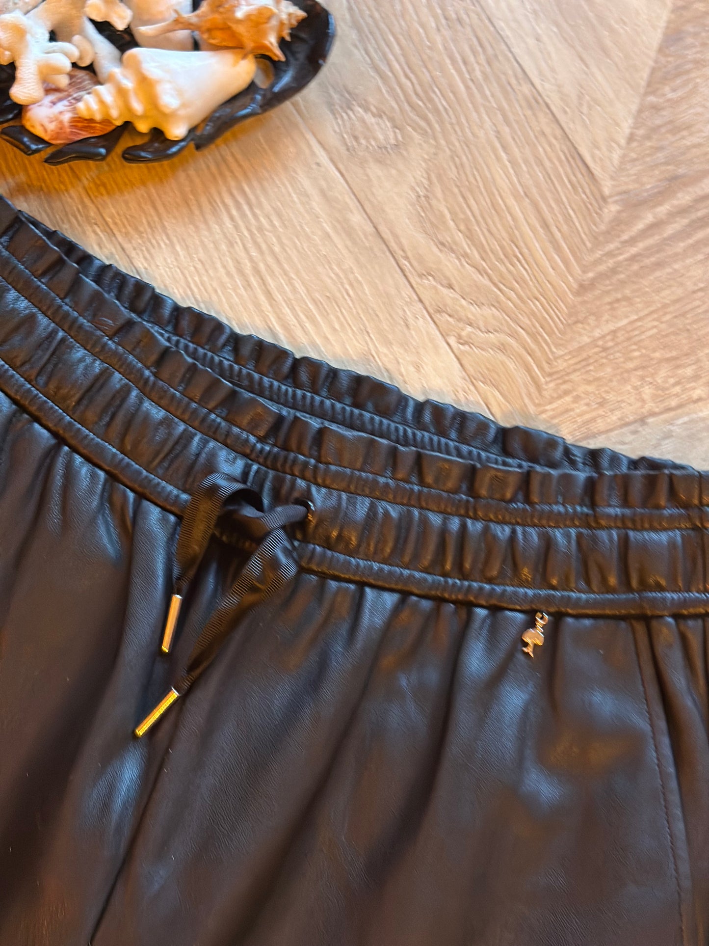 Pantalon jogger uni effet cuir T.38