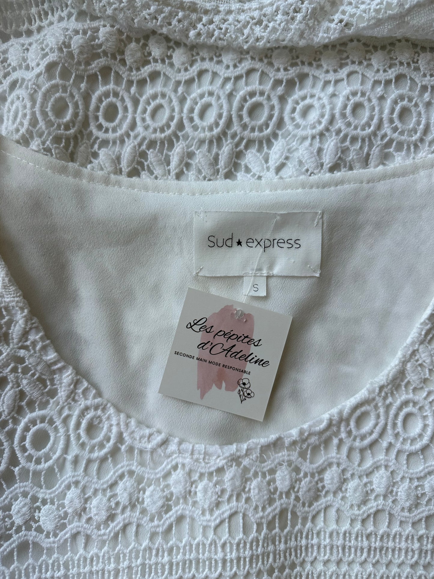 Magnifique robe blanche broderies en crochet, T.36