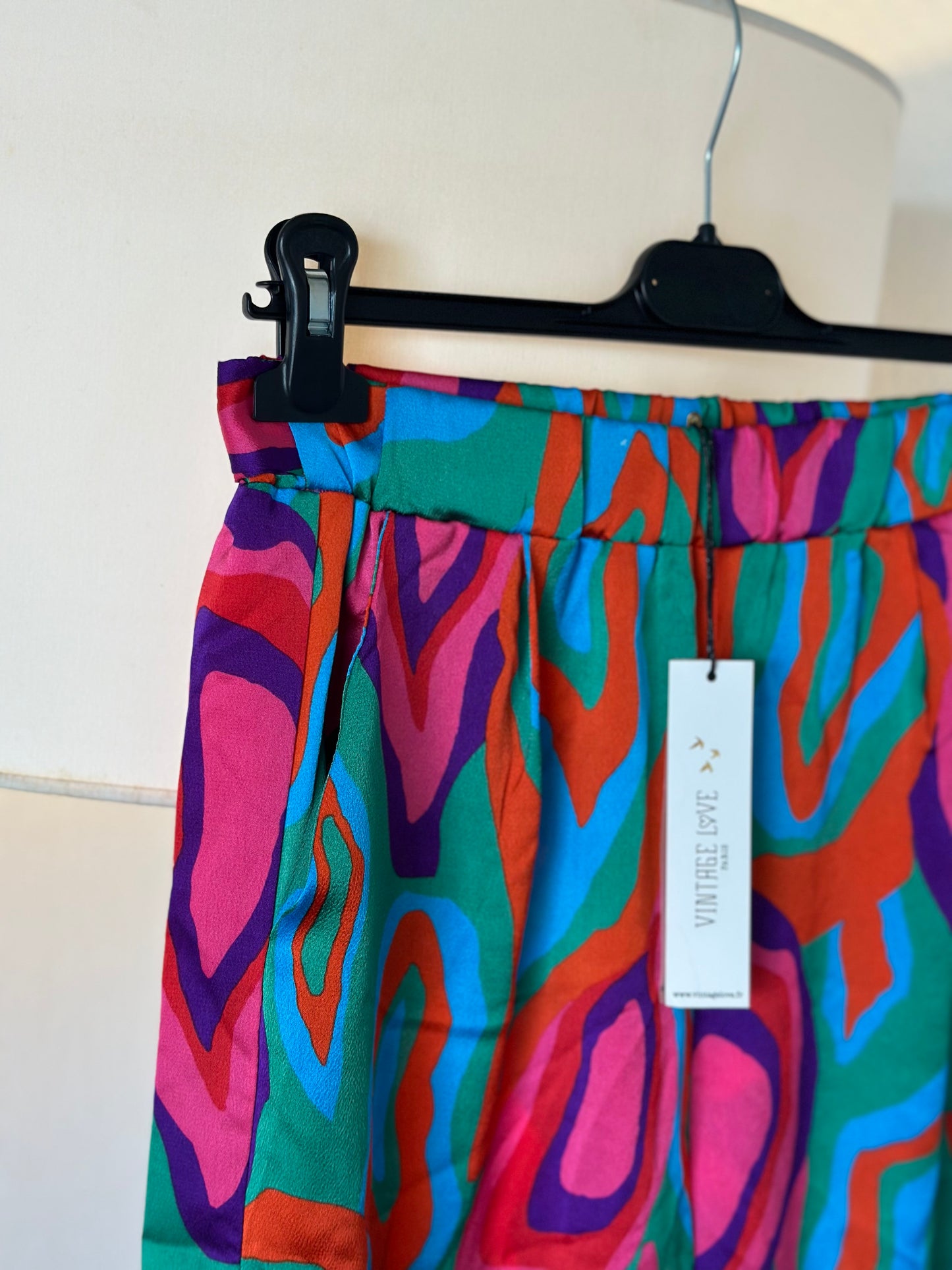 Pantalon fluide à jambes larges motifs colorés neuf T.U