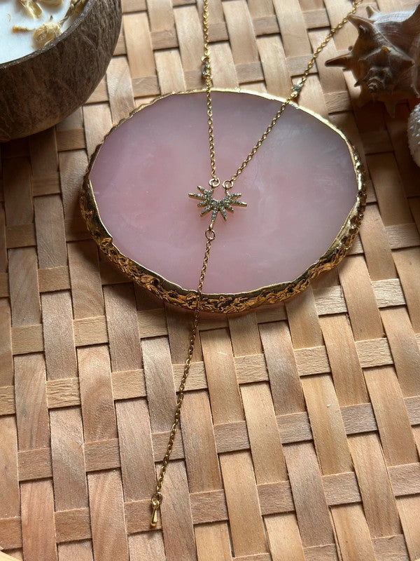 Collier doré pendentif soleil – plaqué or 14K, longueur réglable