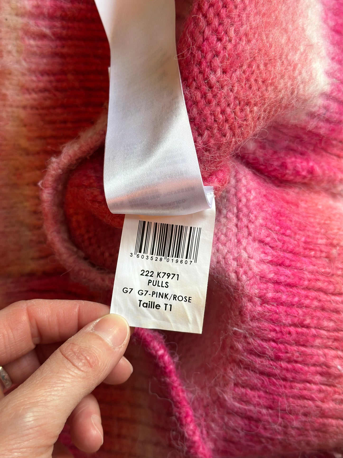 Pull dégradé rose maille douce effet fluffy T.36