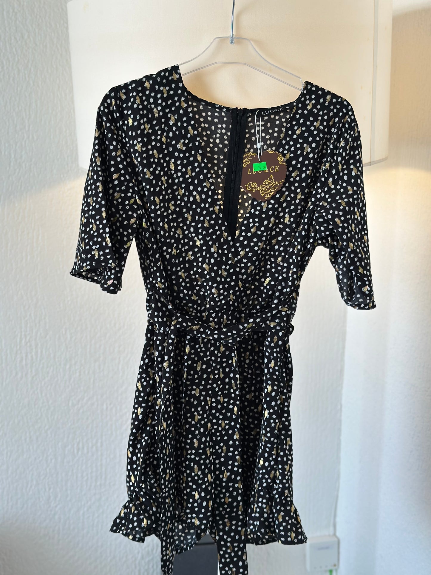 Combishort noir à pois dorés neuve T.34