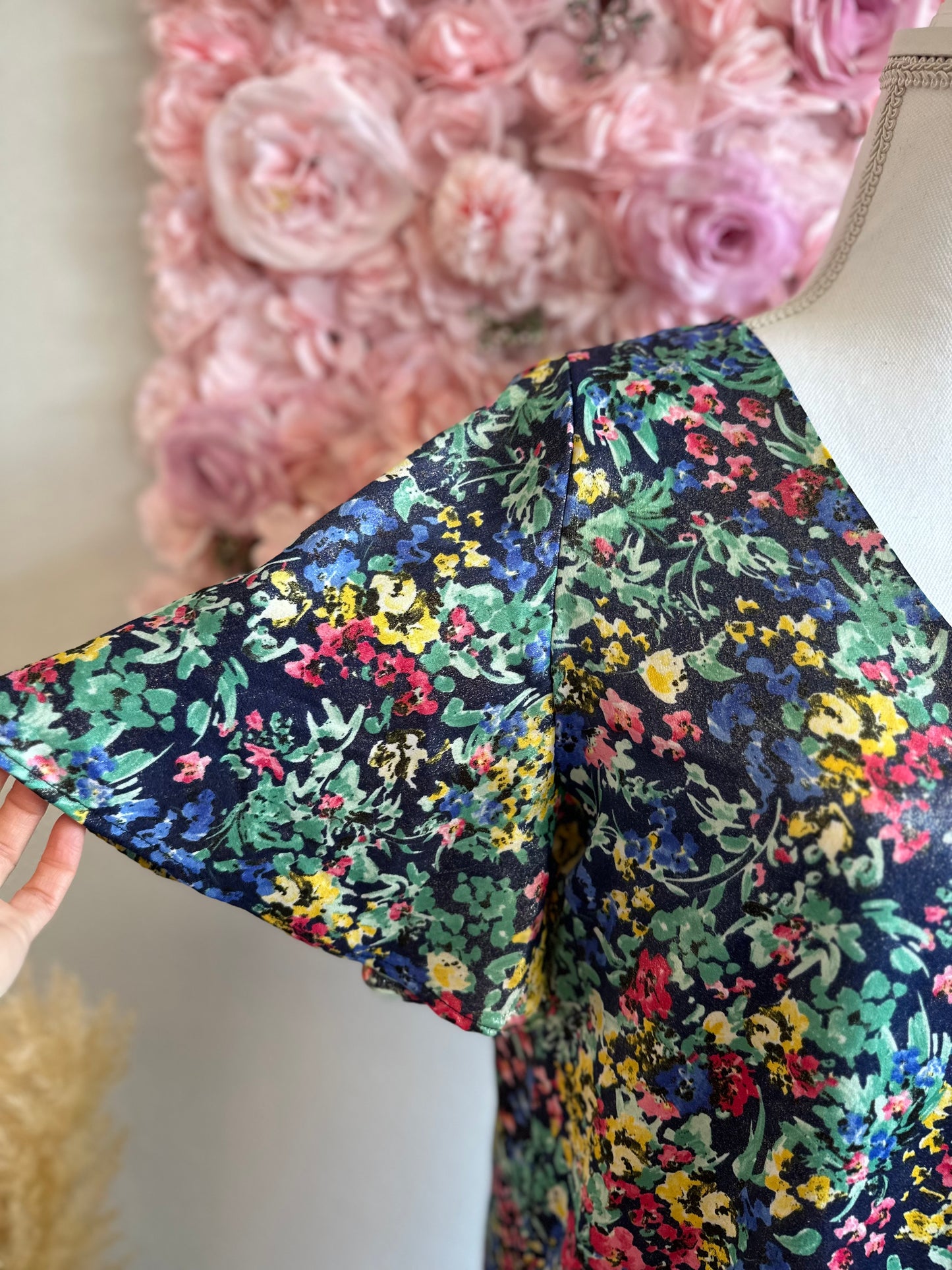 Robe midi à motifs fleuris colorés T.36