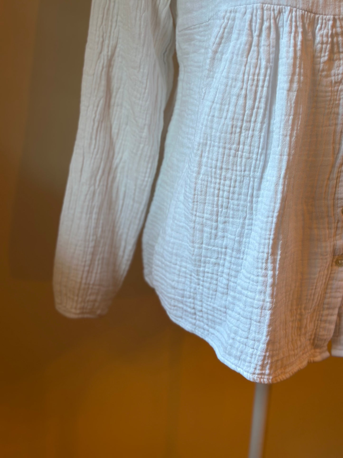 Blouse unie blanche fabriquée en Italie T.U convient du 38 au 42