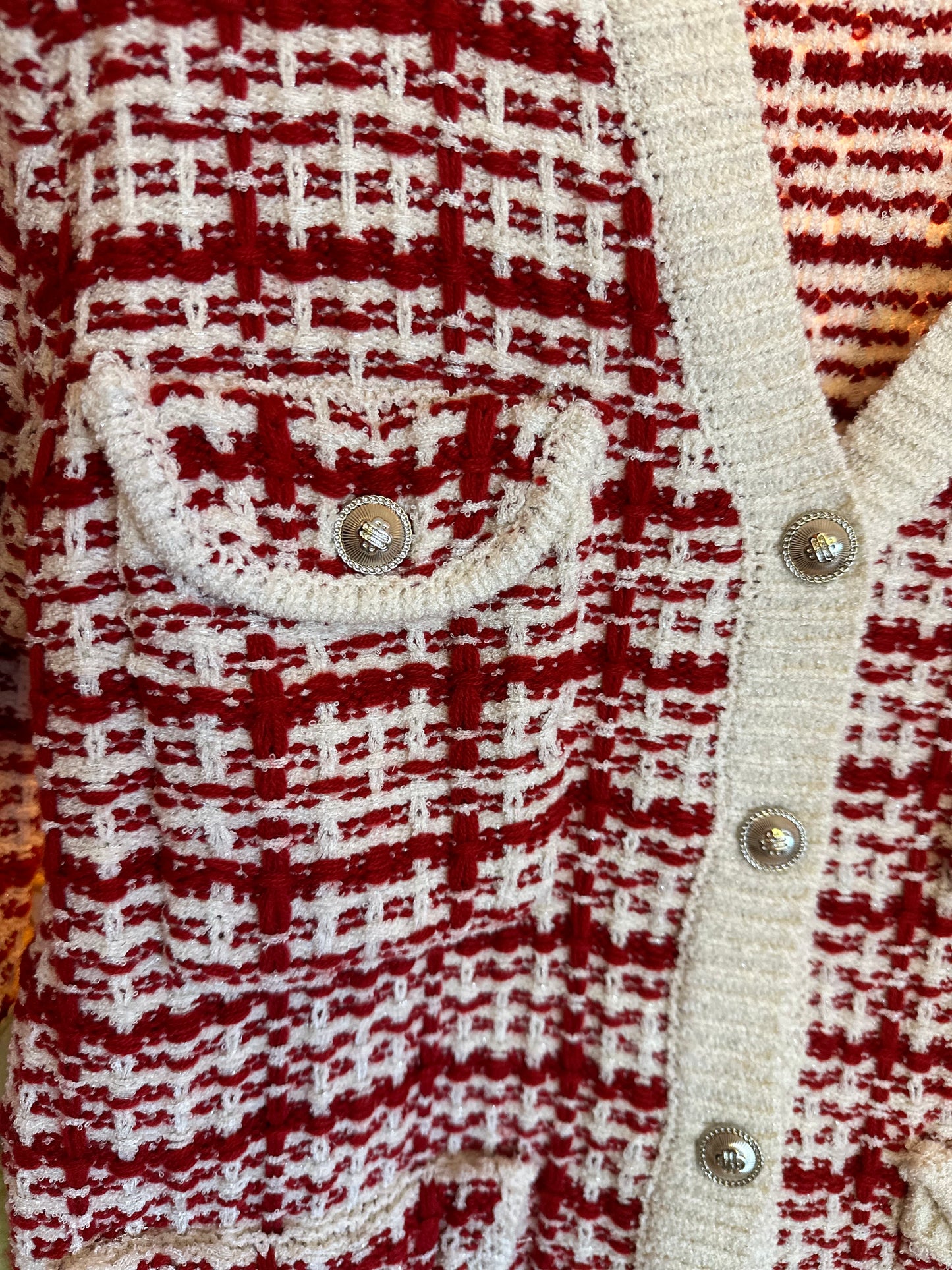 Cardigan rouge et blanc en maille effet tweed T.36