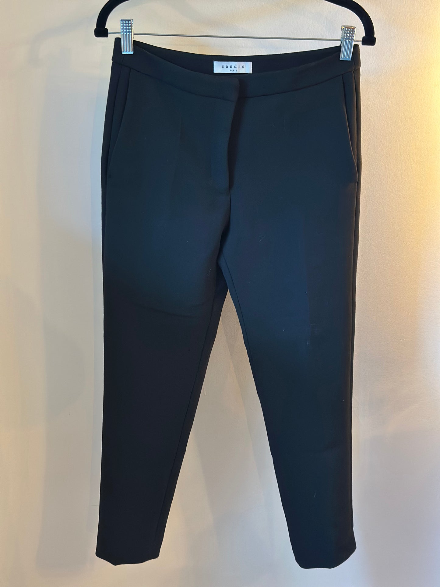 Pantalon noir droit T.36