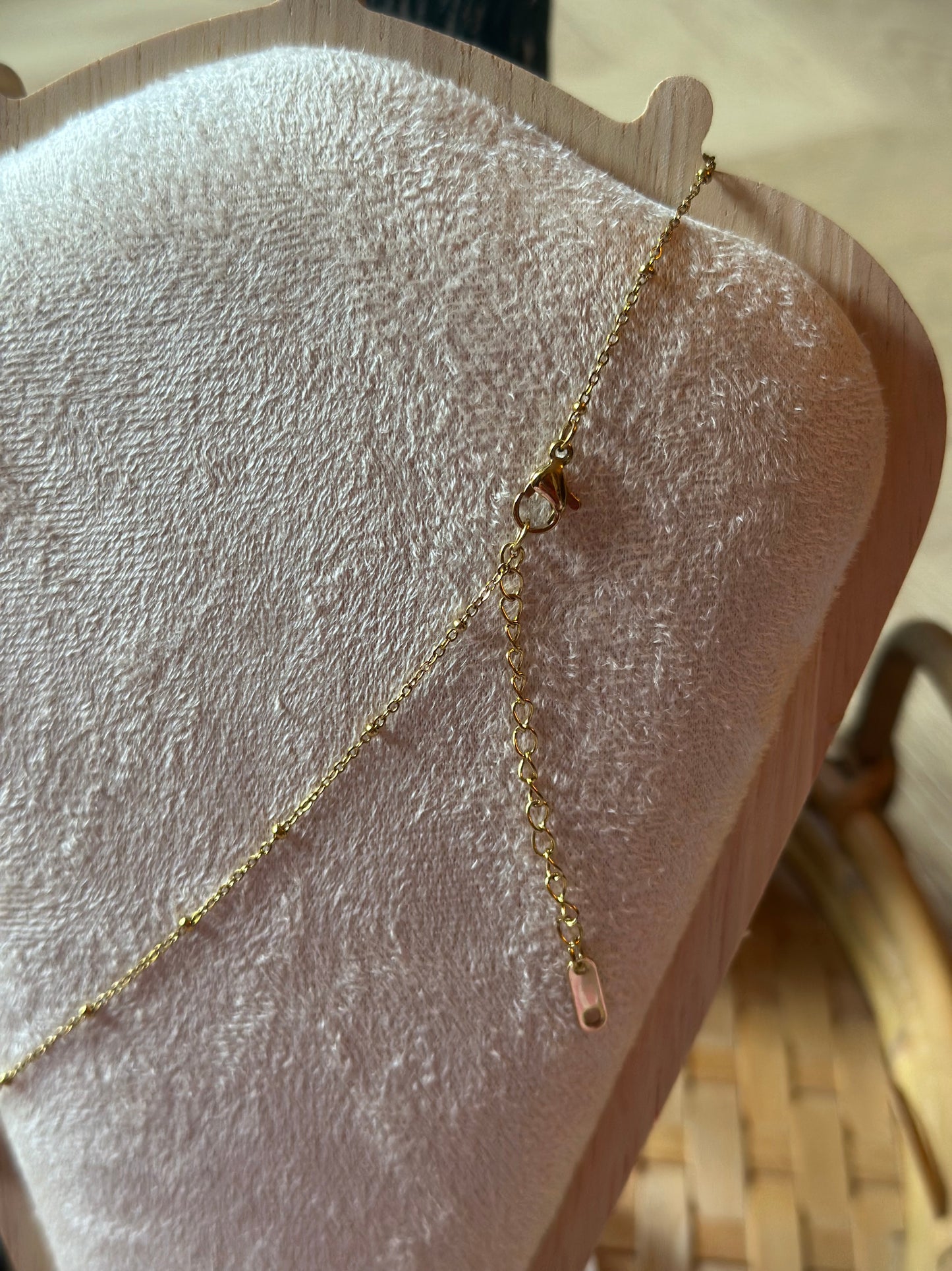 Collier doré en acier inoxydable – pampilles œil & strass (neuf)