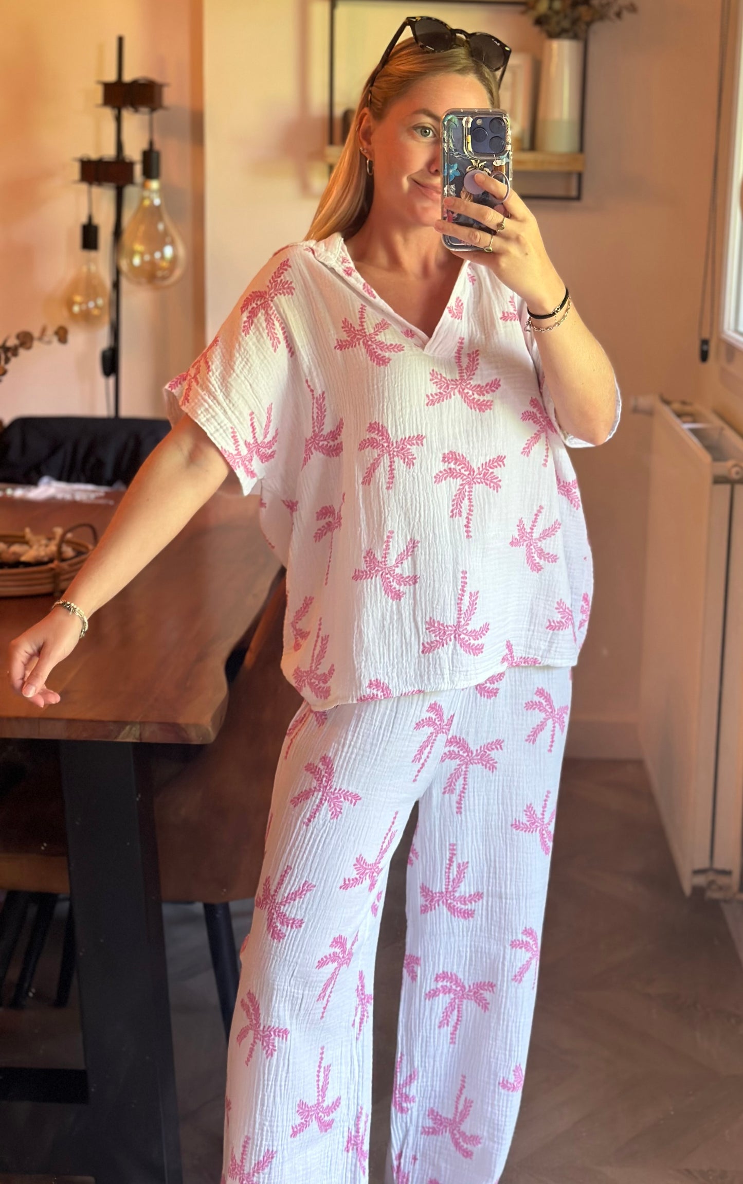 Ensemble d’été en gaze de coton blanc brodé de palmiers roses T.U