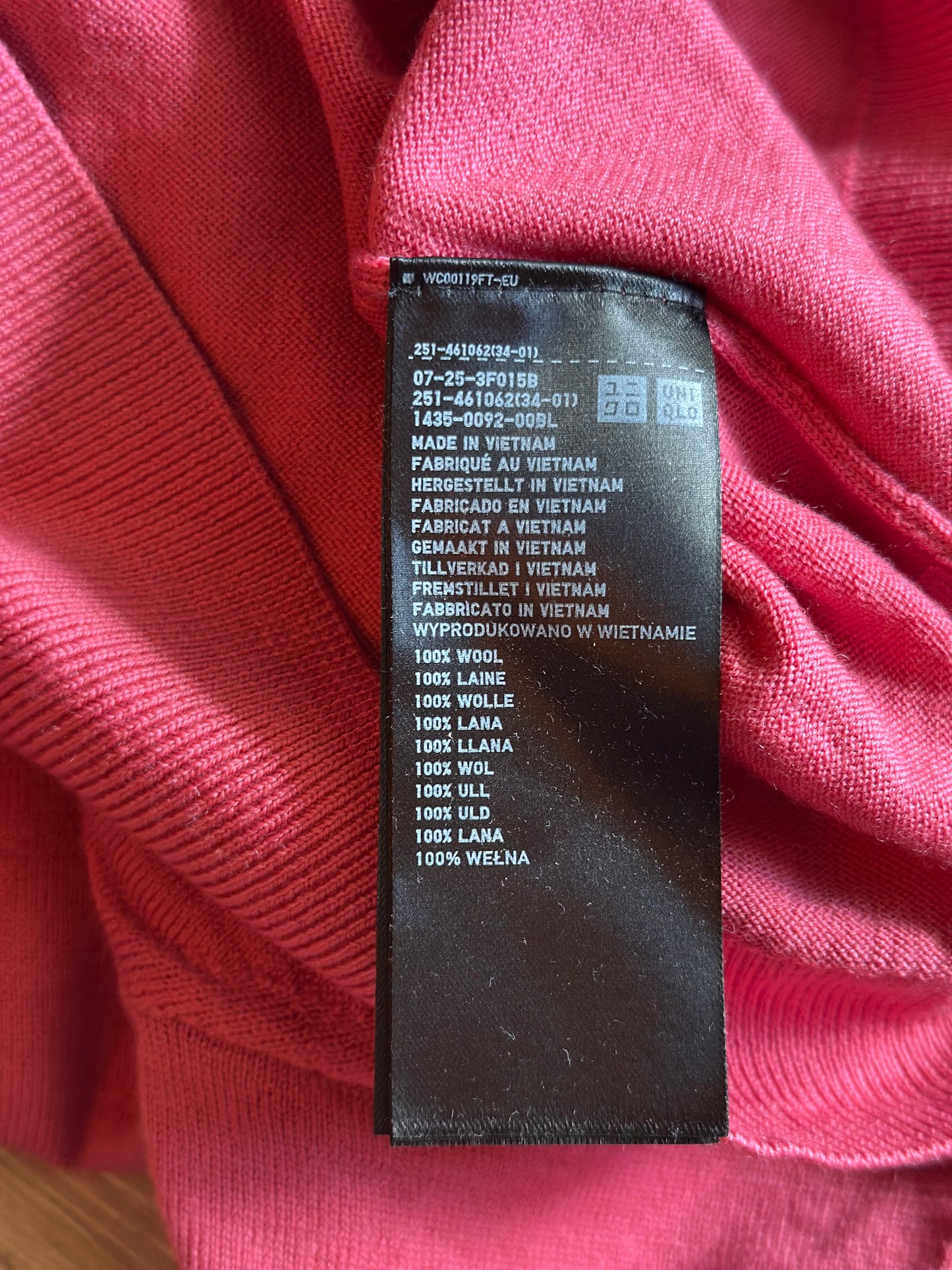 Pull rose col V 100% laine T.38