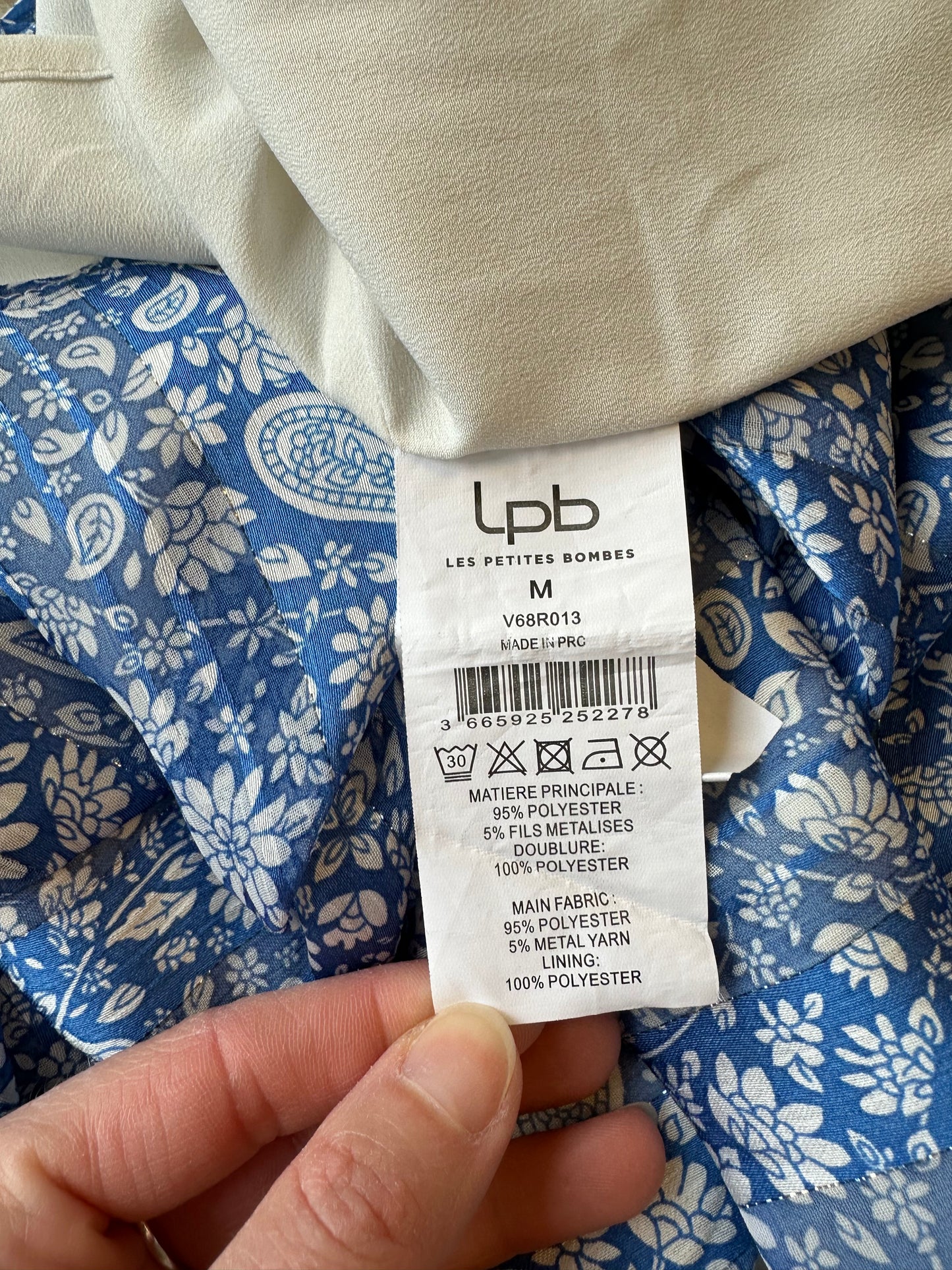 Robe bleue clair avec motif cachemire T.38