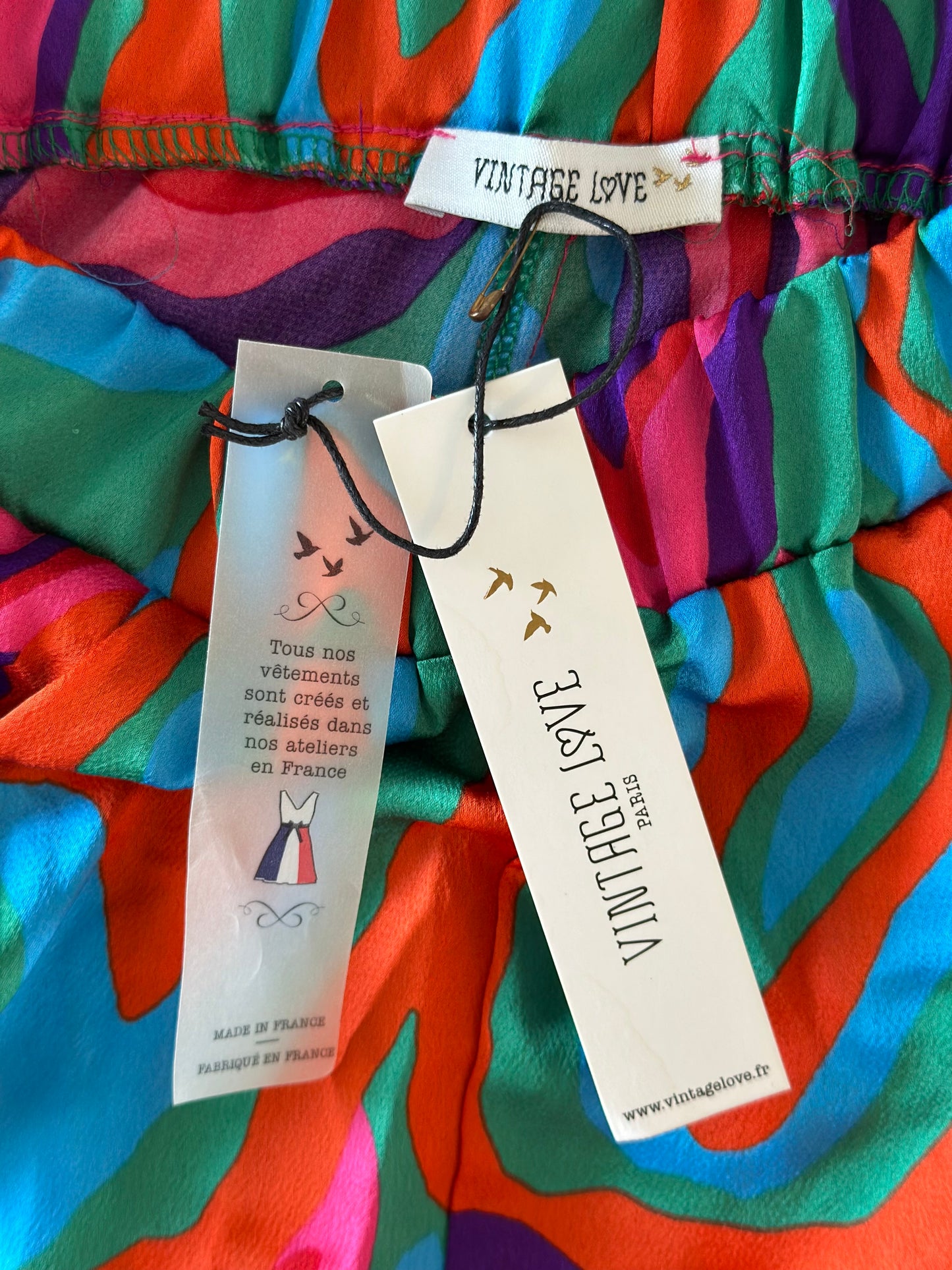 Pantalon fluide à jambes larges motifs colorés neuf T.U