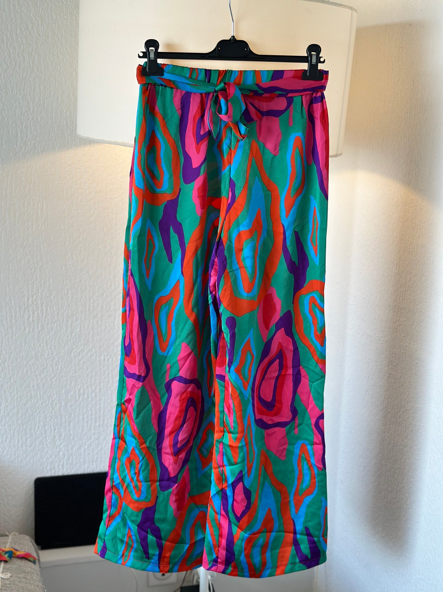 Pantalon fluide à jambes larges motifs colorés neuf T.U