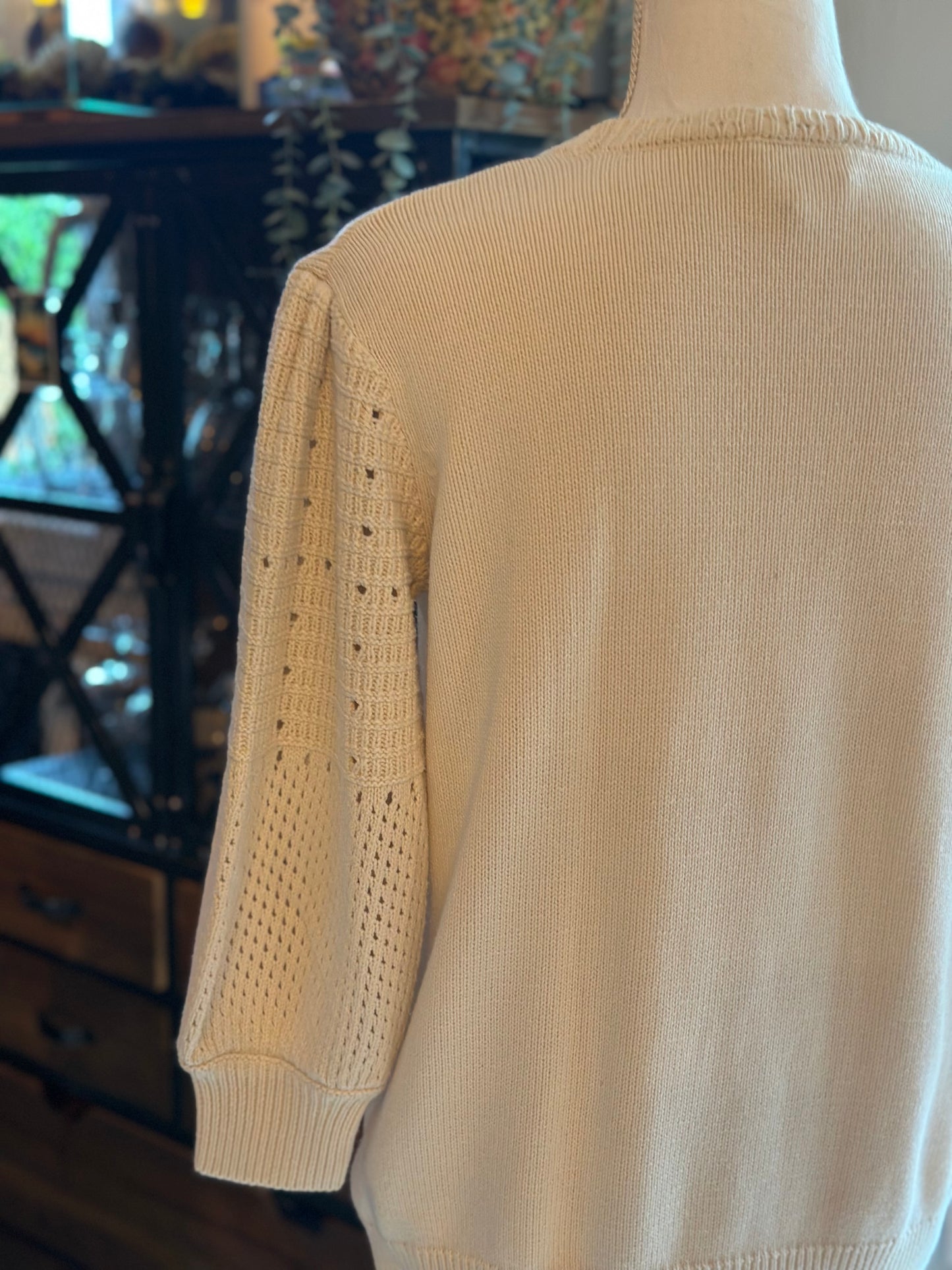Pull en maille ajouré modèle Mathilda T.36