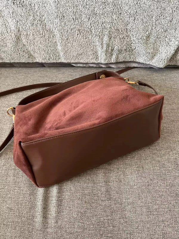 Sac marron suédine et similicuir détails dorés