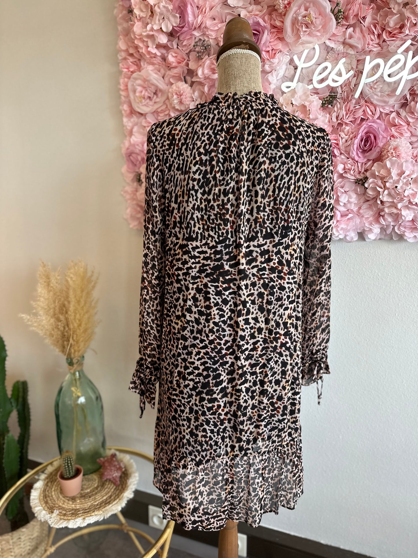 Robe fluide imprimée façon léopard T.34/36