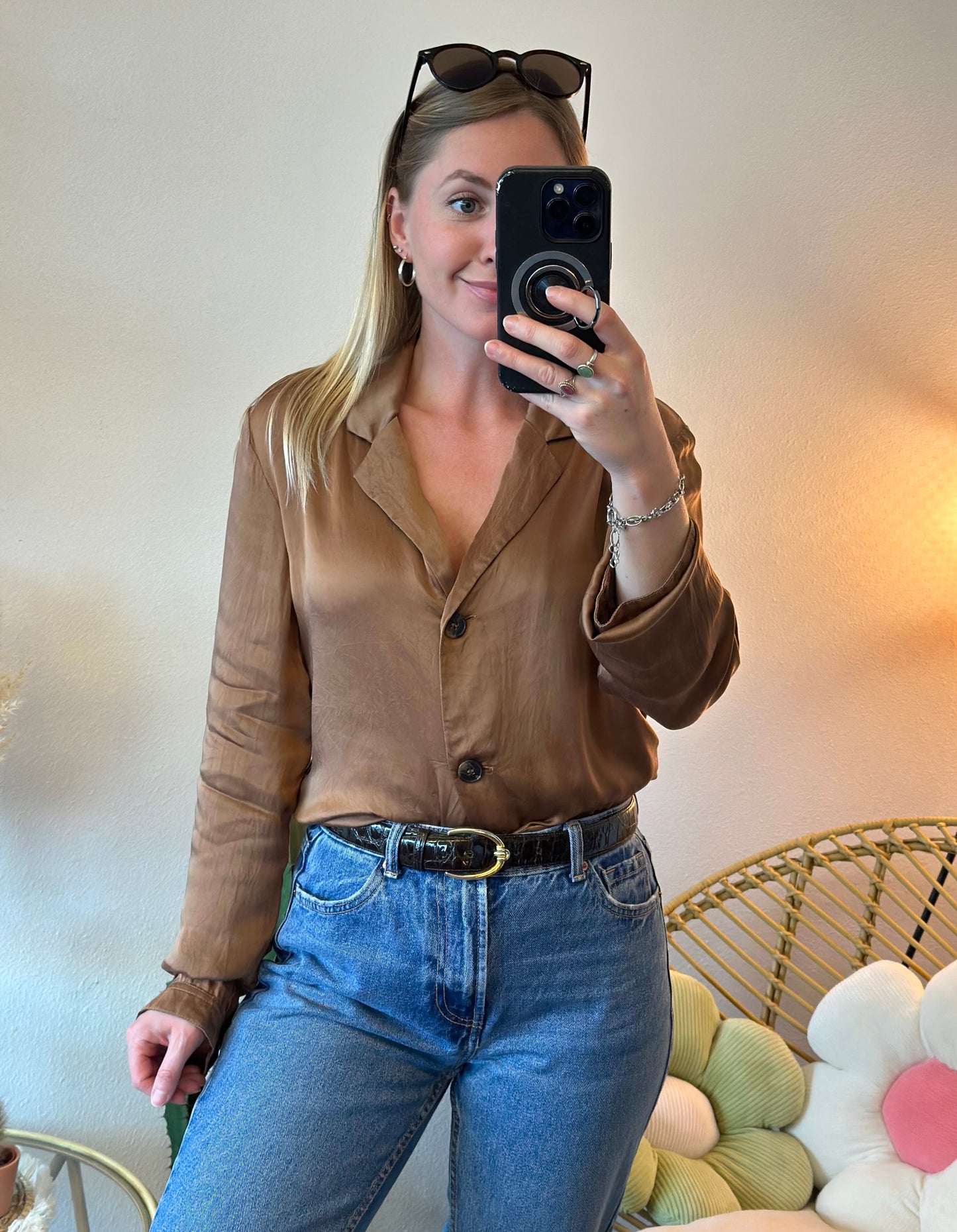 Chemise oversize en satin effet soie couleur chocolat T.U