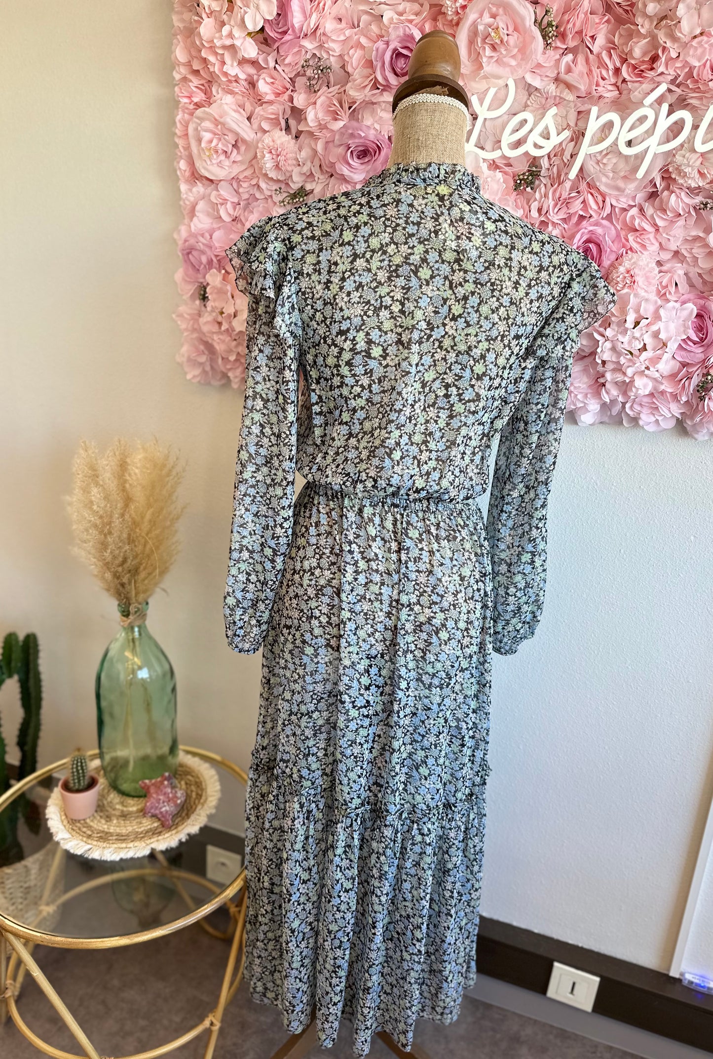 Robe longue bleu à motifs fleuris, modèle Renaza, T.36