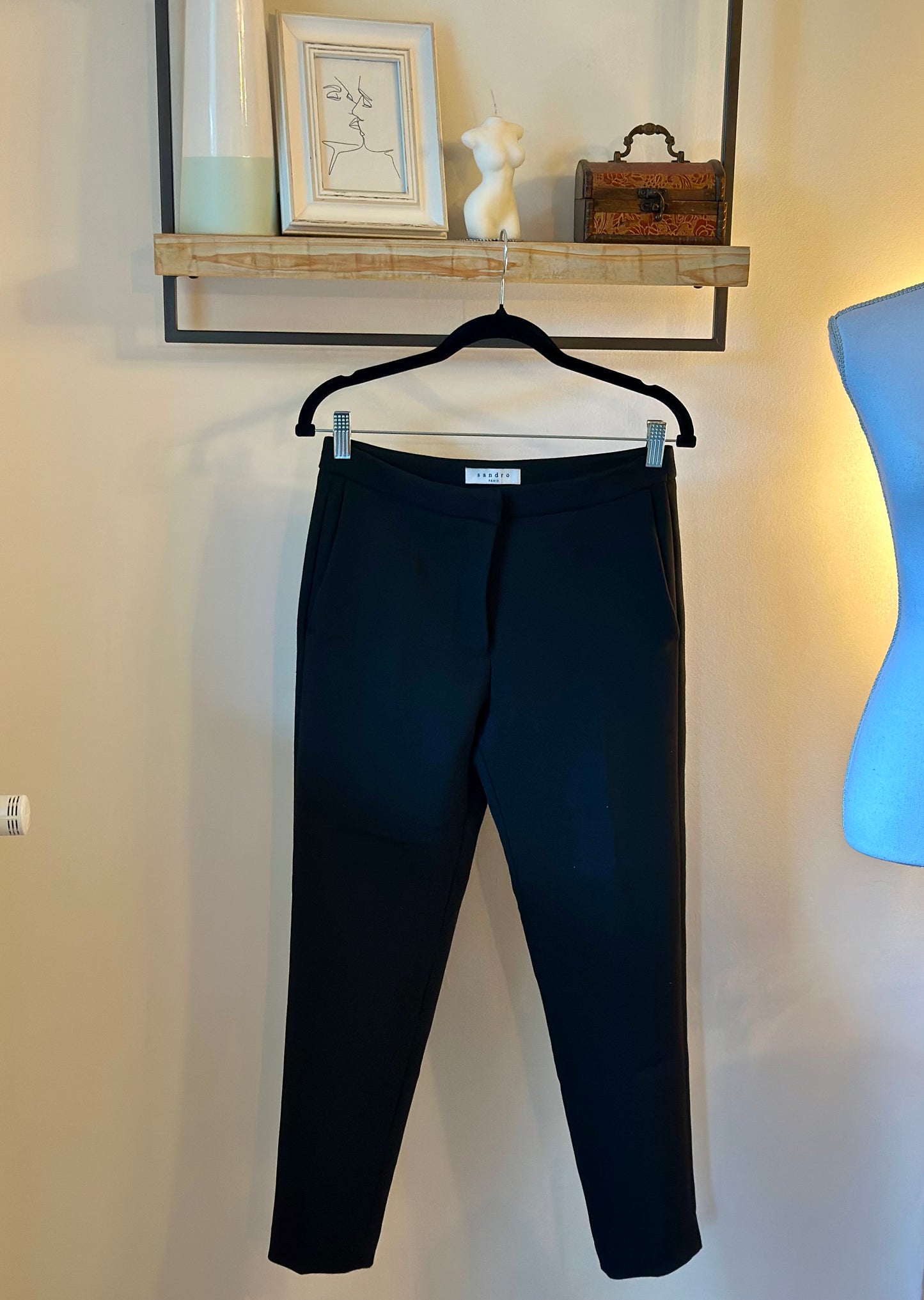 Pantalon noir droit T.36