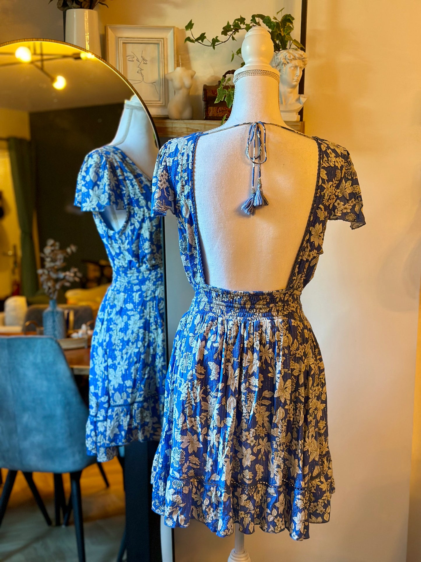 Robe d’été Goa dos ouvert à fleurs bleu blanc T.36