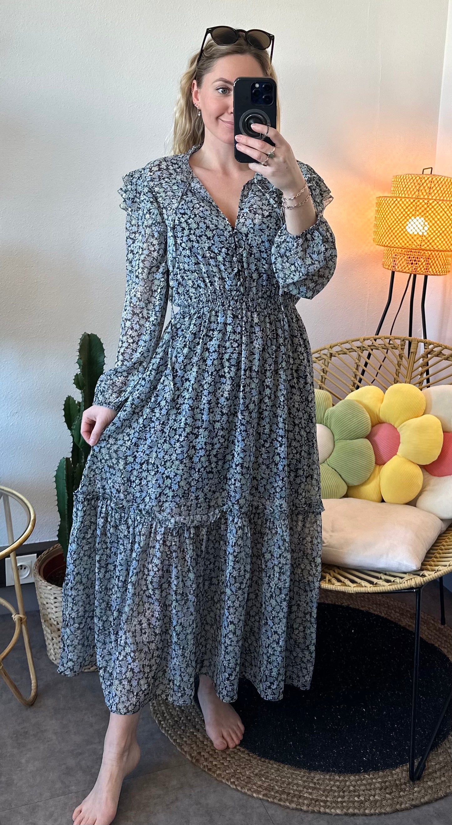 Robe longue bleu à motifs fleuris, modèle Renaza, T.36