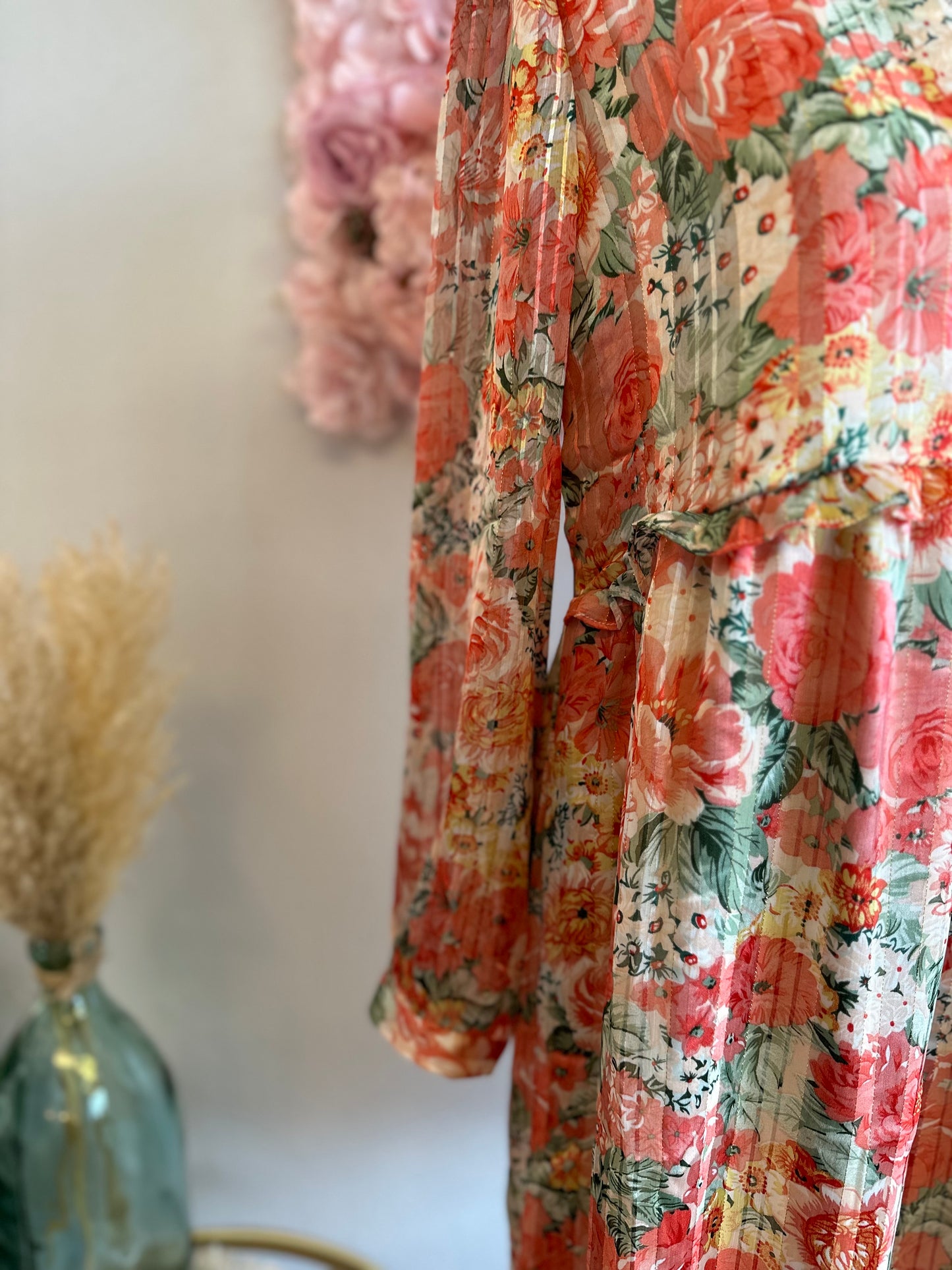 Robe fluide à motifs fleuris et lurex T.36 neuve