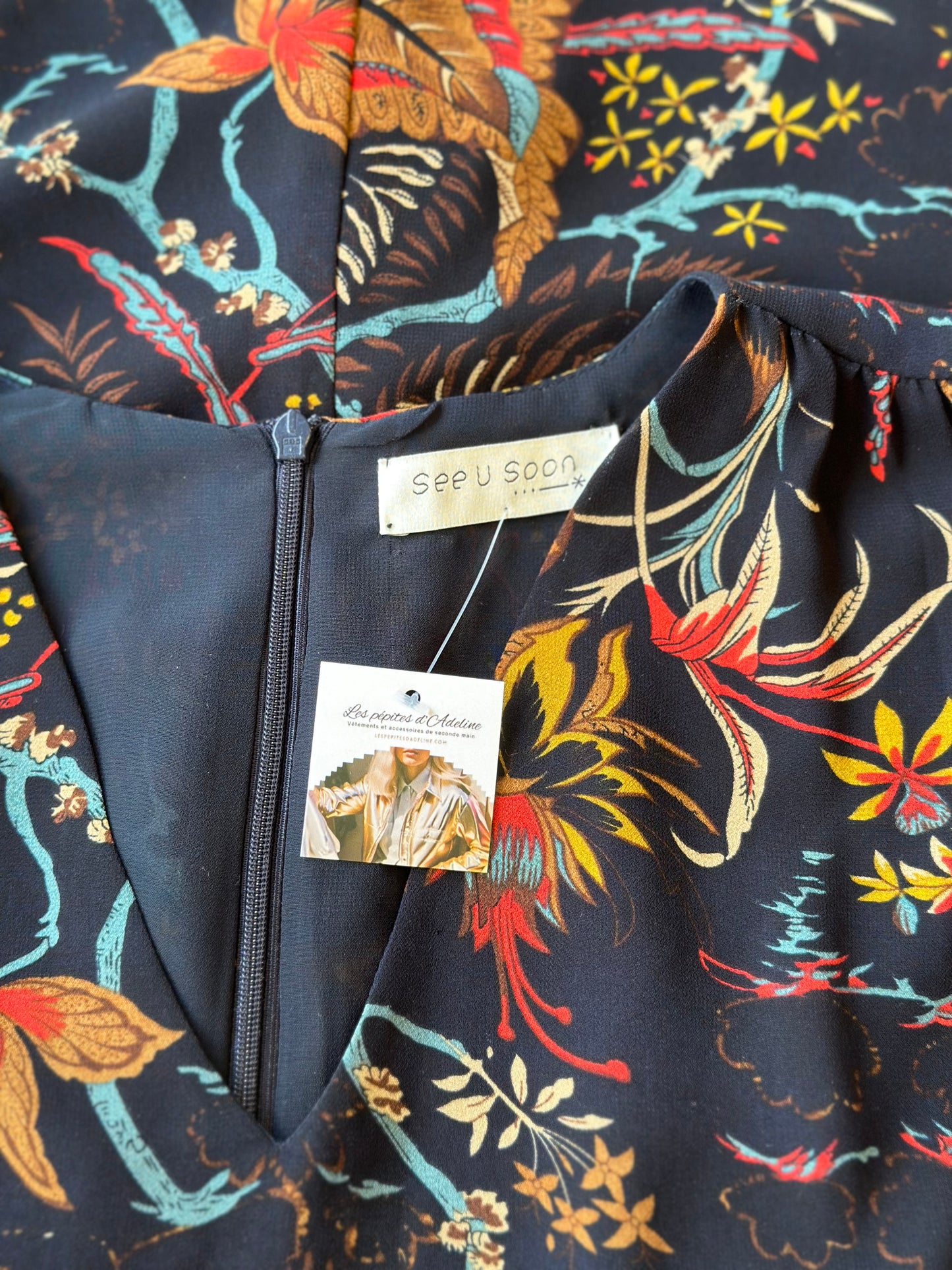 Robe fluide à motifs floraux et feuillages, T.36