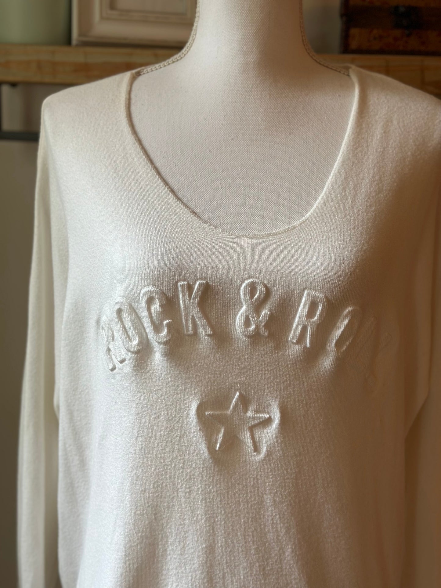 Pull blanc “Rock & Roll” en viscose Made in Italy T.U