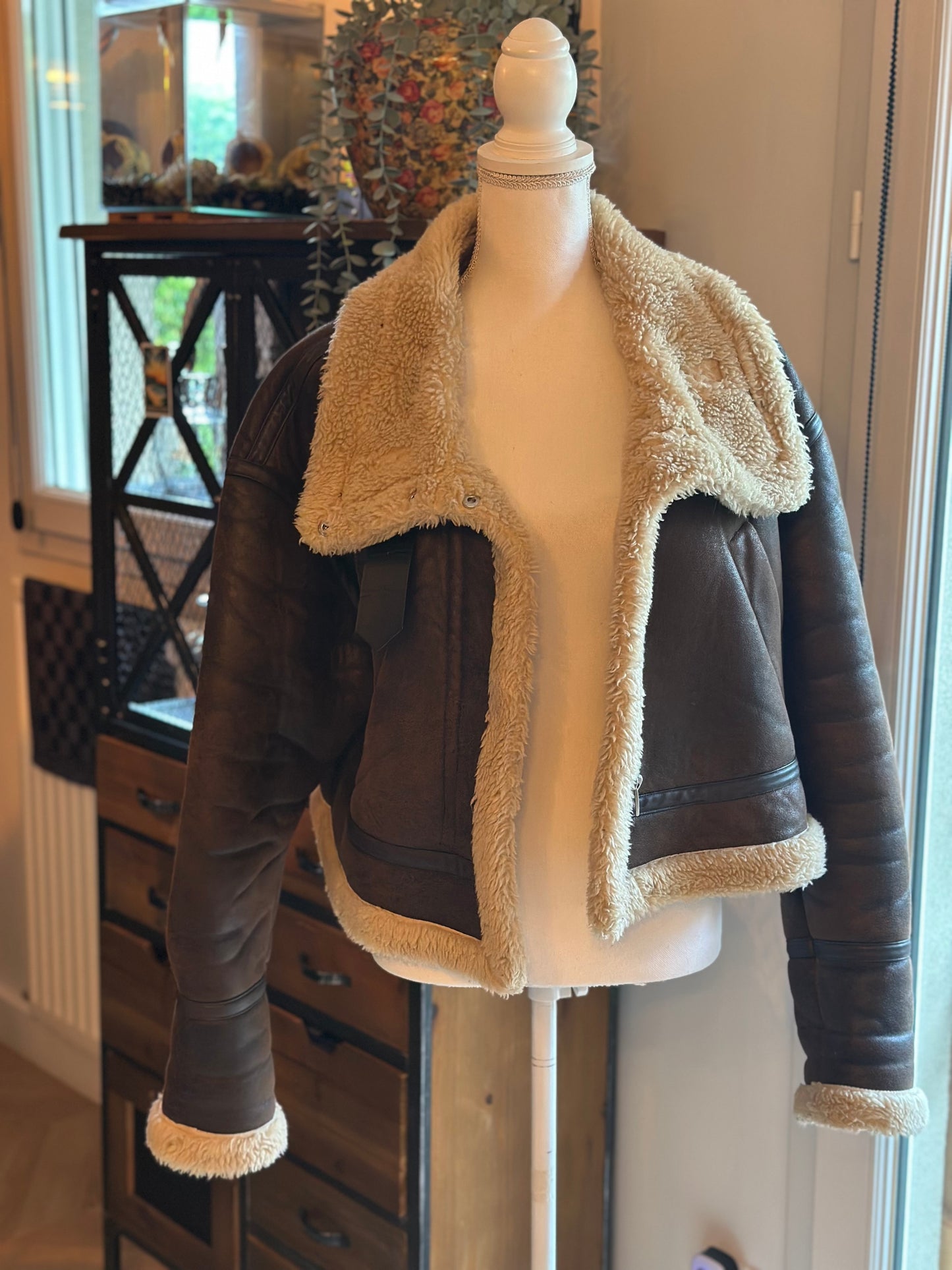 Blouson aviateur marron doublé effet mouton T.38