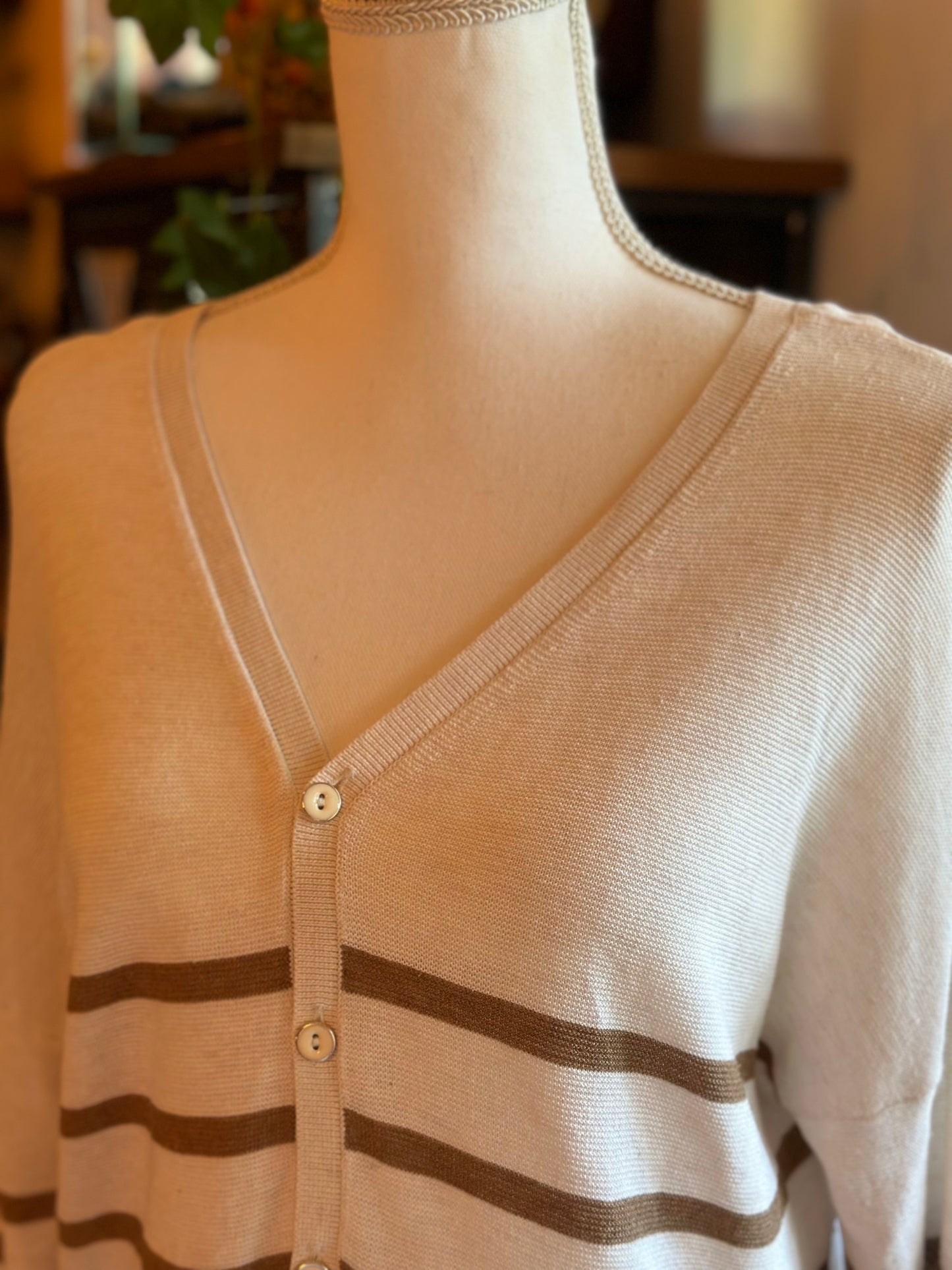 Cardigan en maille fine blanc à rayures marron clair T.36 oversize