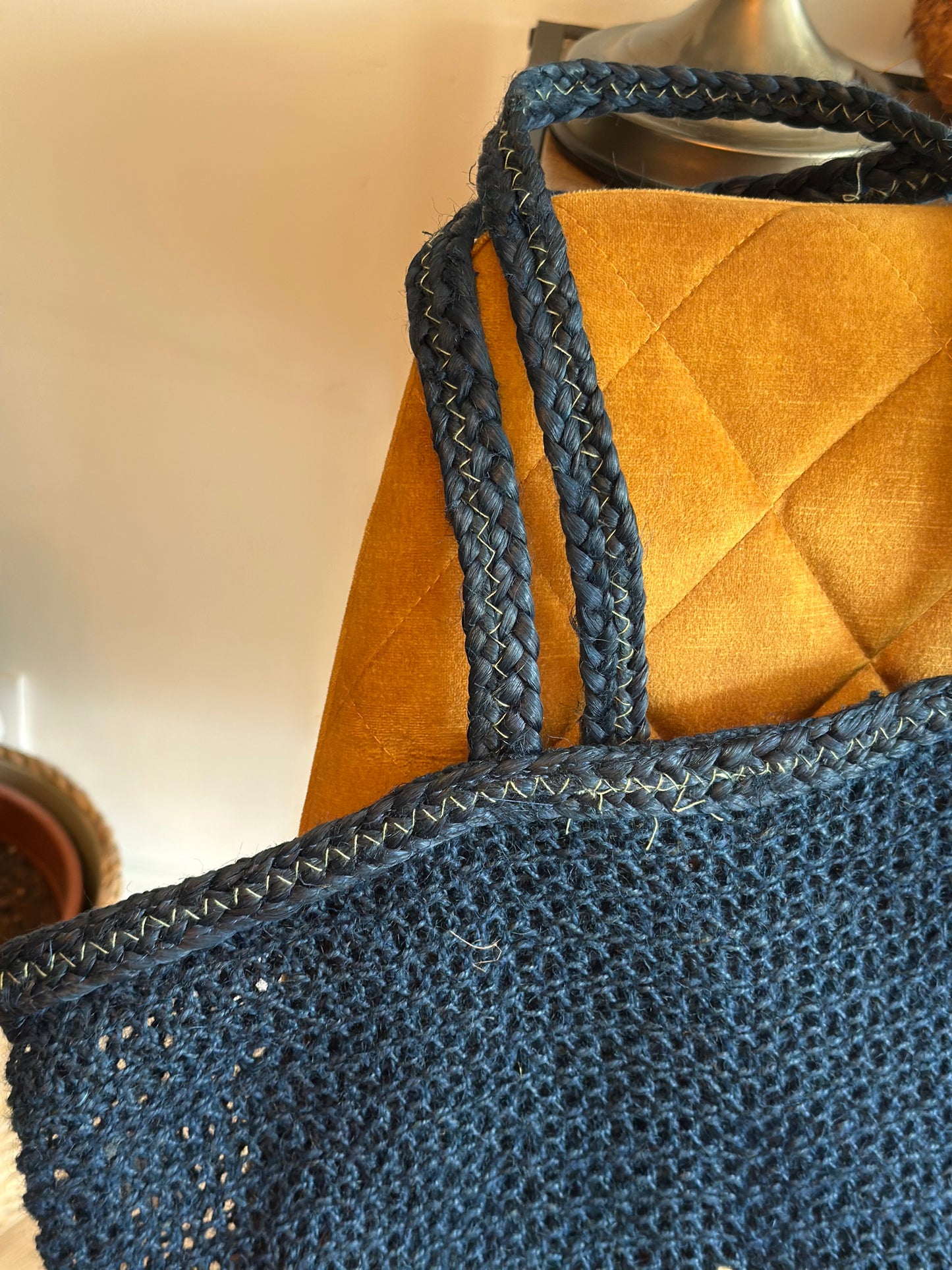 Sac cabas en jute bleu marine “Bohème” – anses cuir