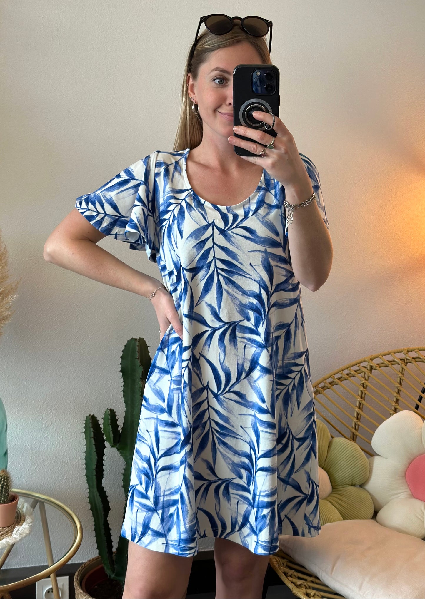 Robe midi blanche et bleue à motifs, T.34