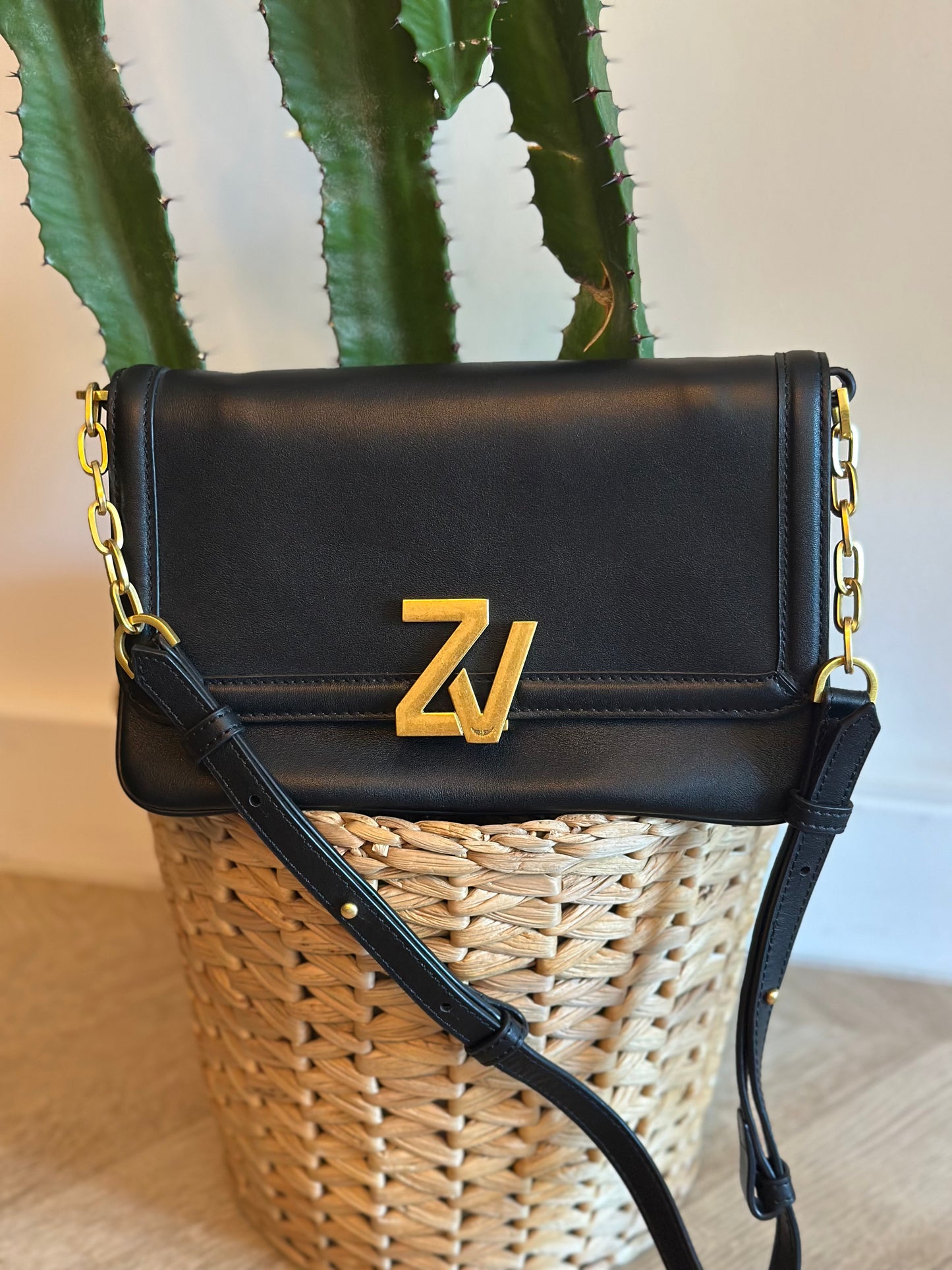 Sac à rabat cuir noir ZV Initiale